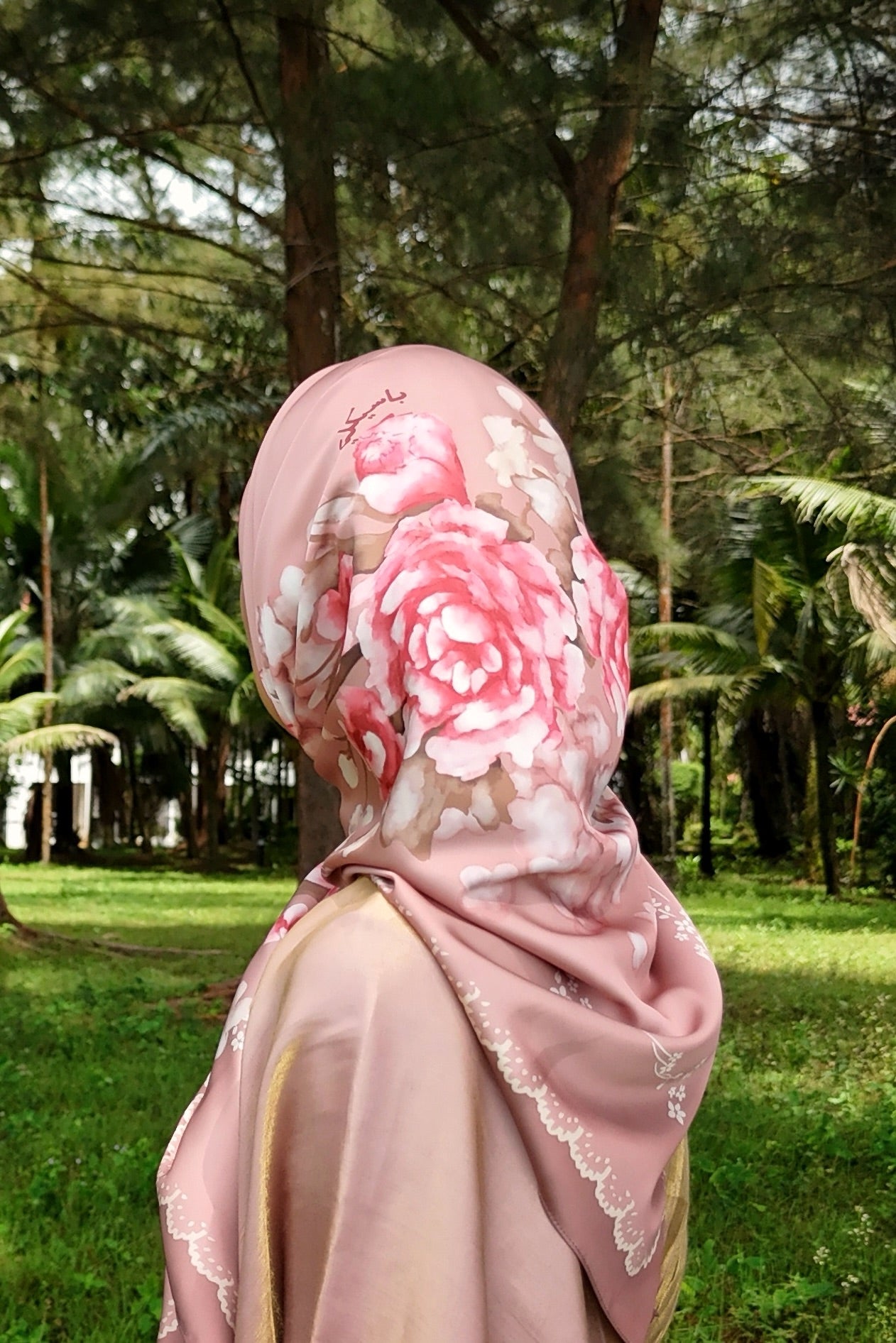 Bangkit Roselle Square Scarf