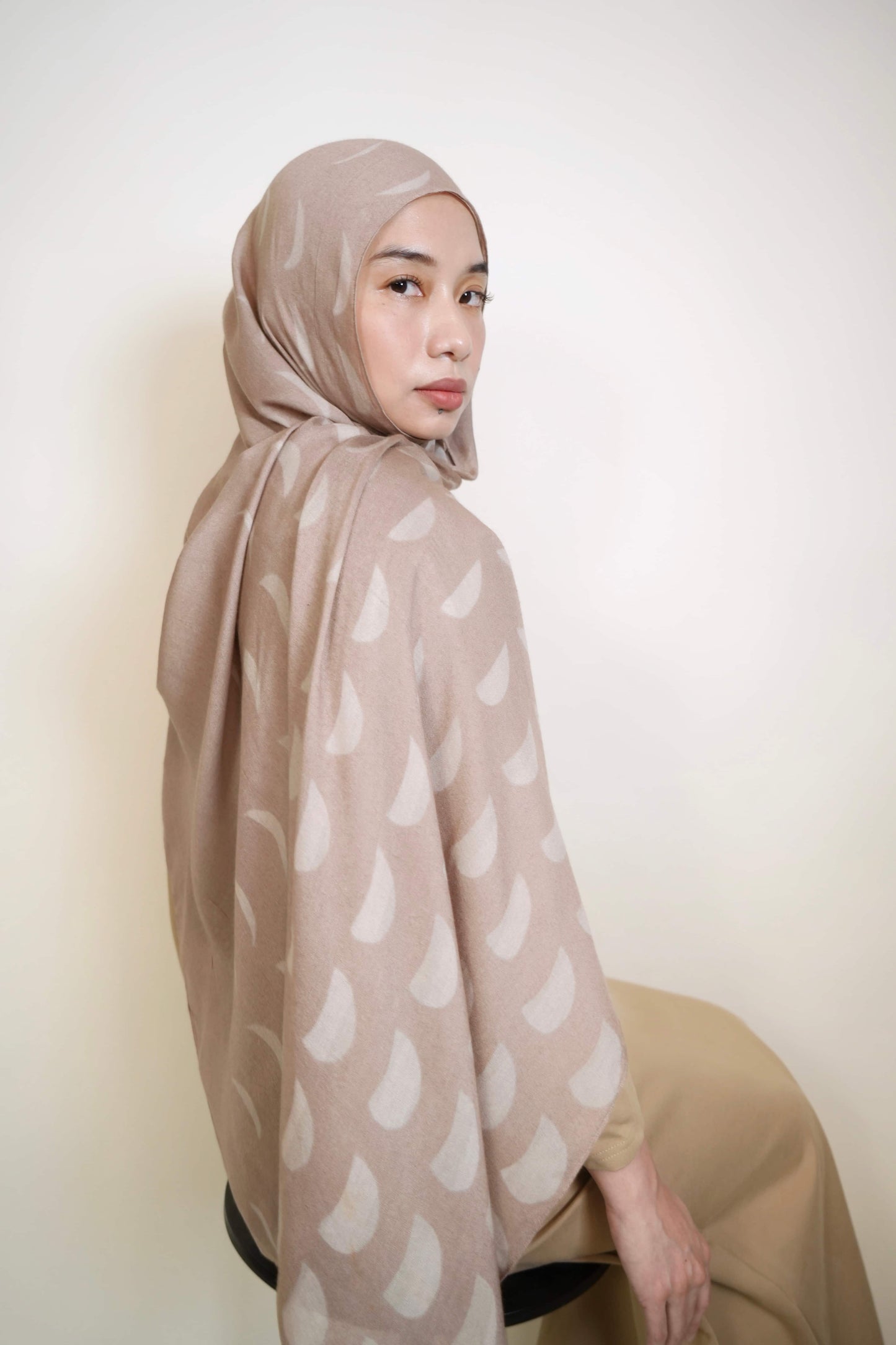 Debu Langit Modal Shawl
