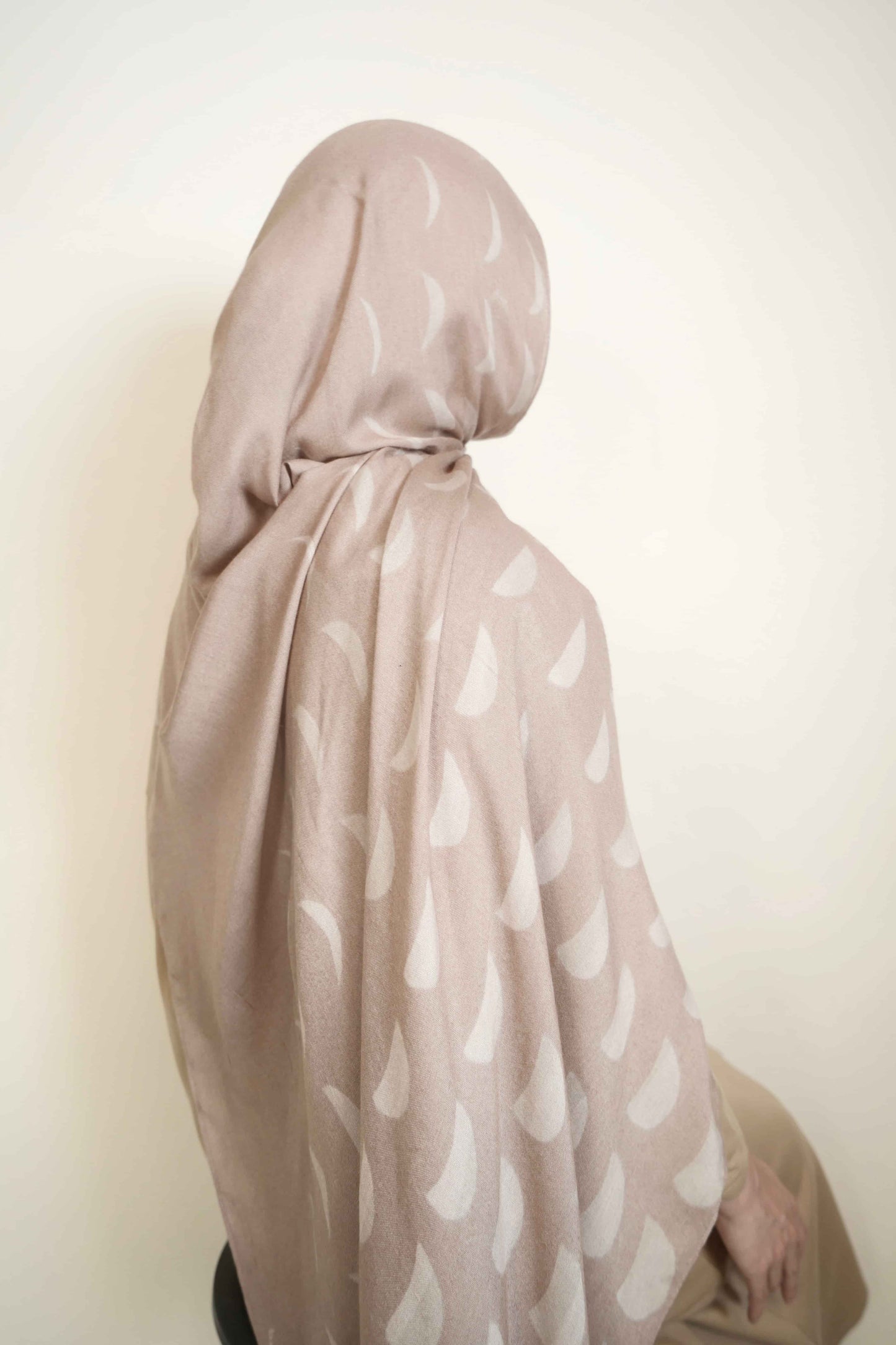 Debu Langit Modal Shawl