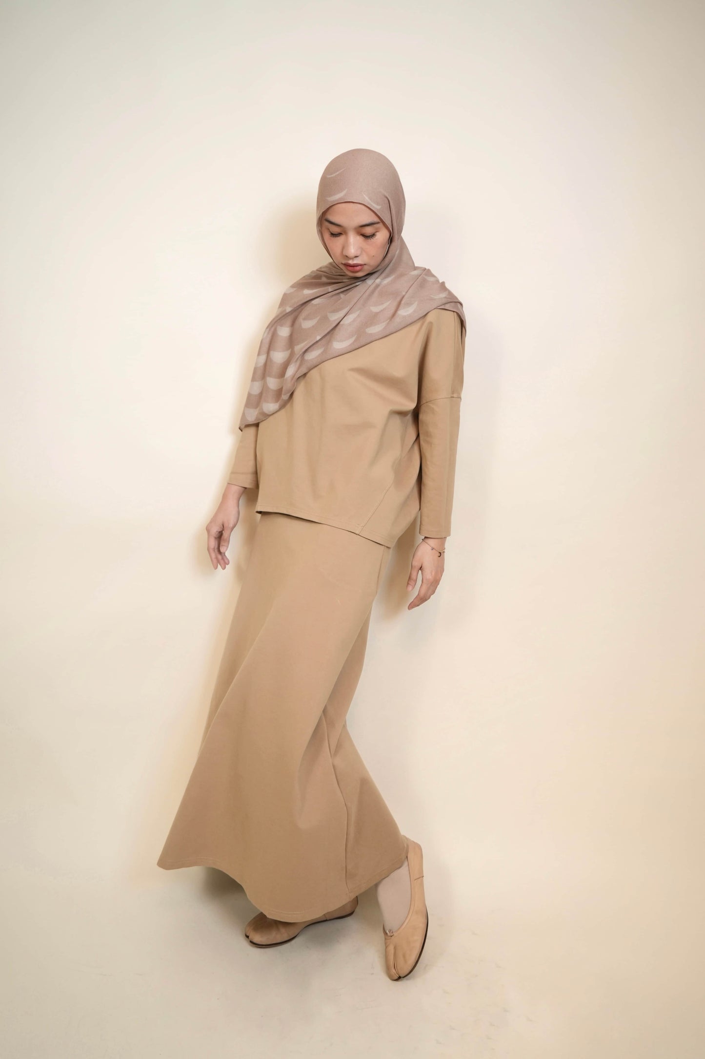 Gerhana Top in Sand