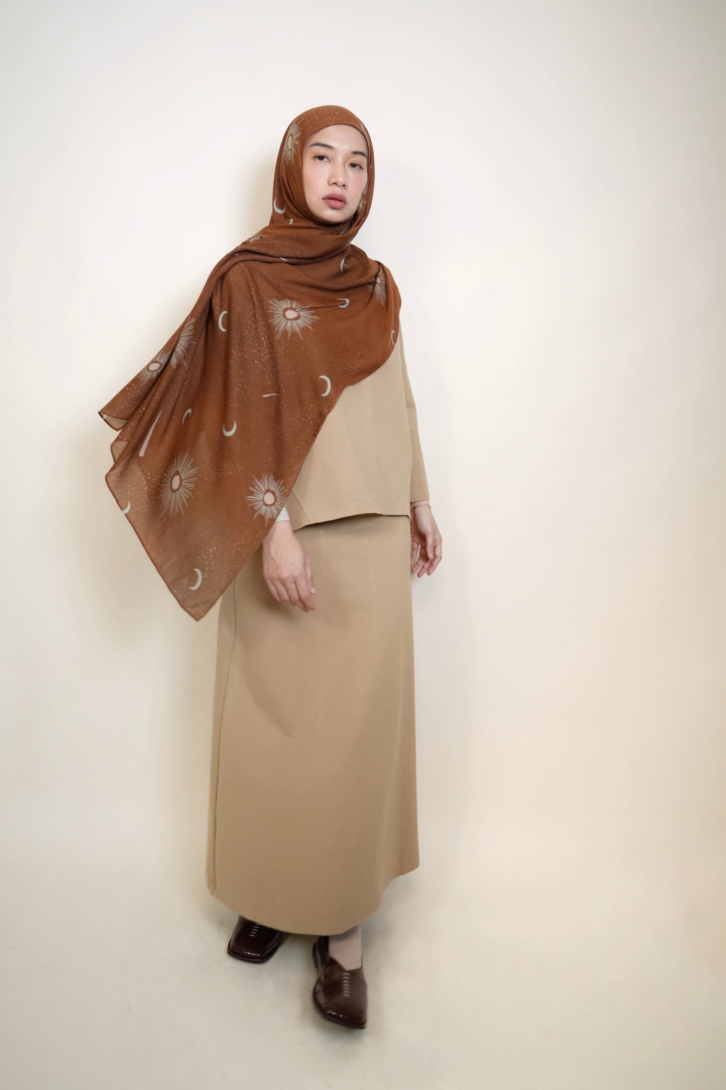 Gerhana Top in Sand