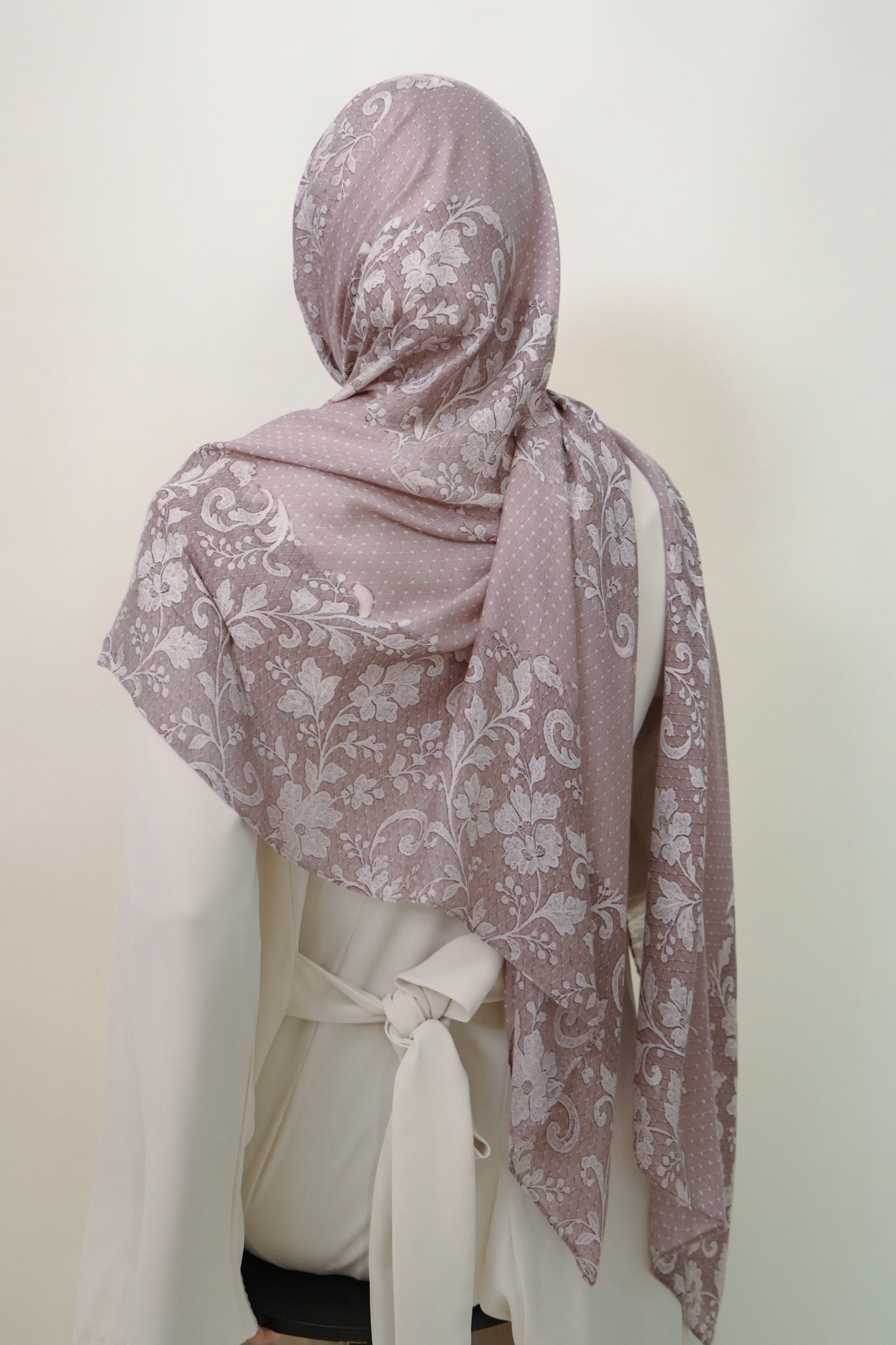 Queen of Lace Modal in Dusty Pink Purple