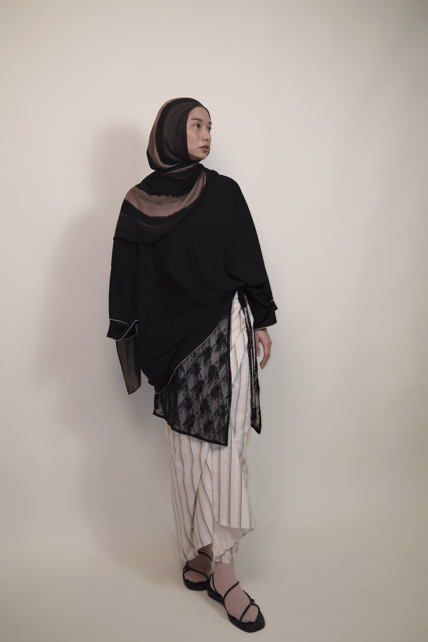 Sand Lace Pario