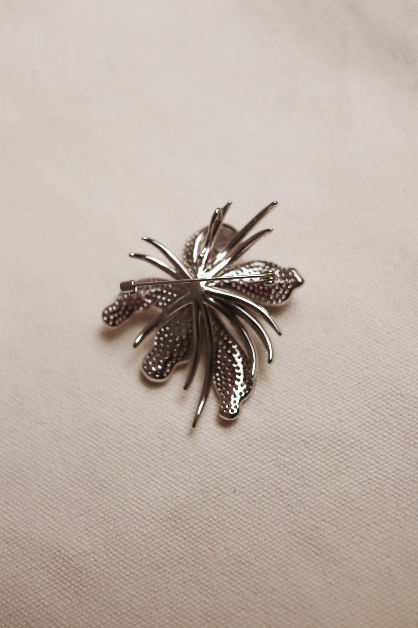 Silver Flora Embellished Pendant Brooch