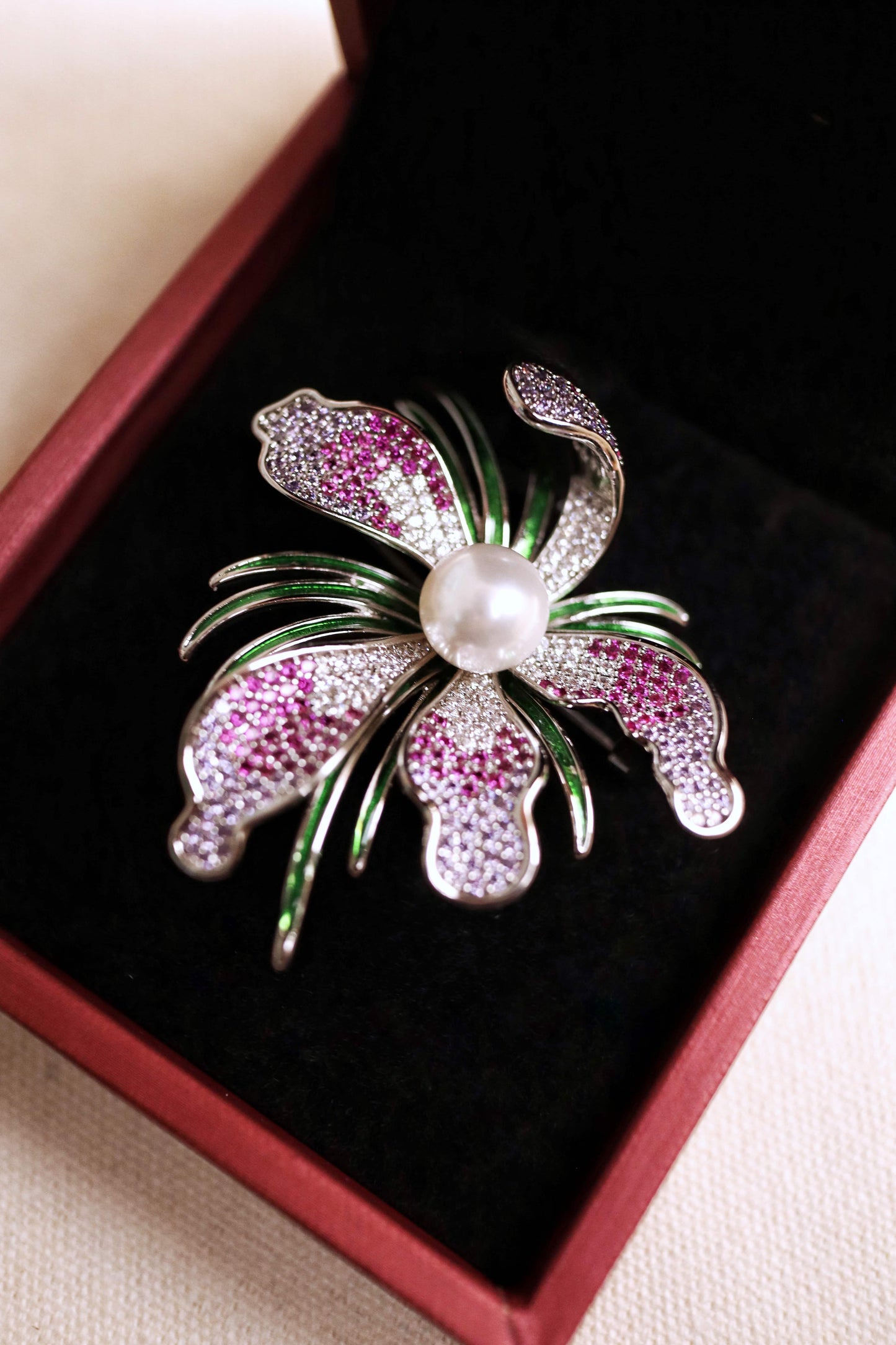 Silver Flora Embellished Pendant Brooch