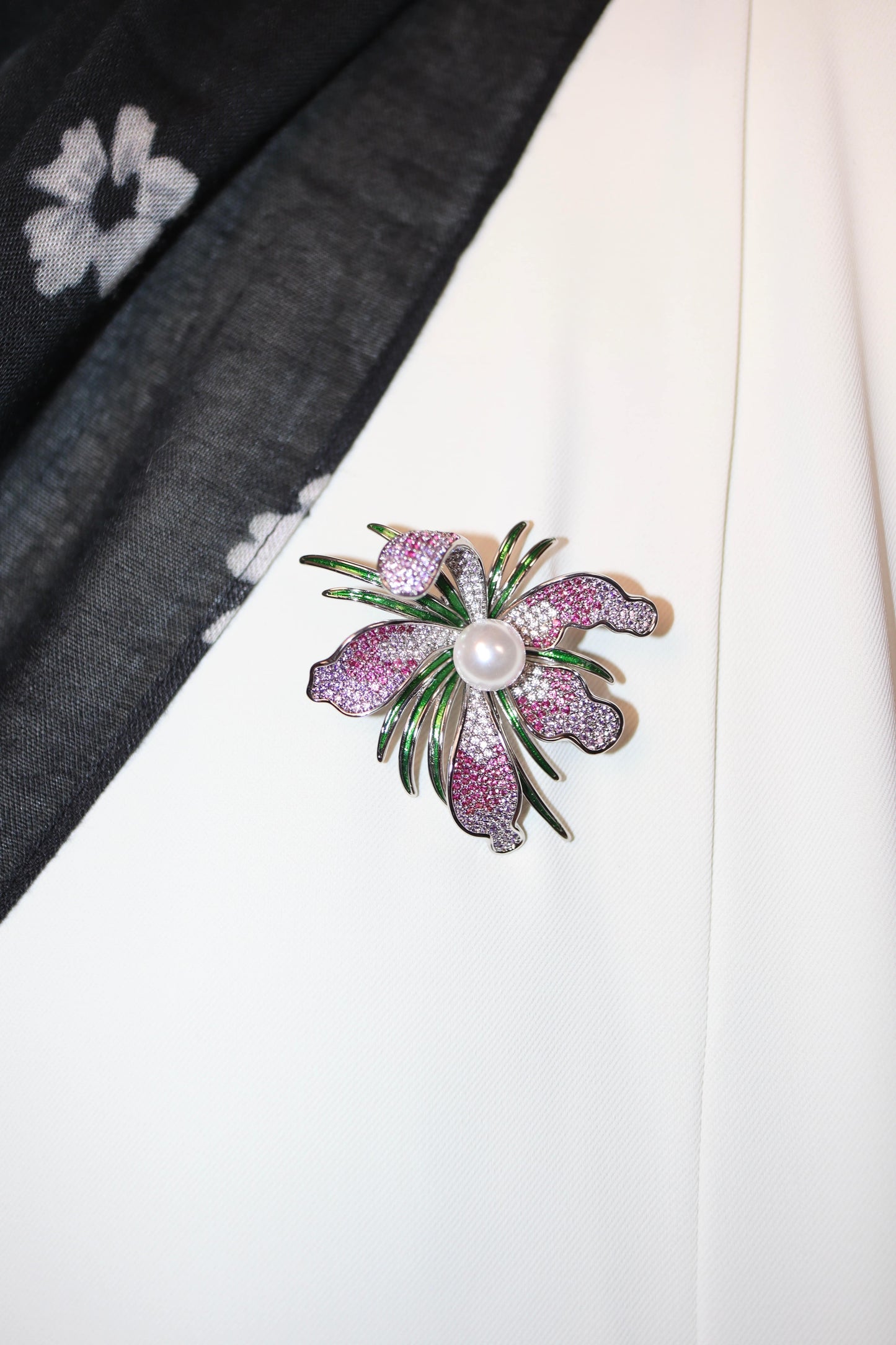 Silver Flora Embellished Pendant Brooch