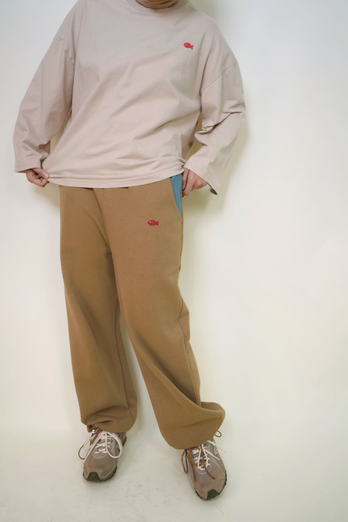 Piknik Cropped Oversized T-shirt in Beige