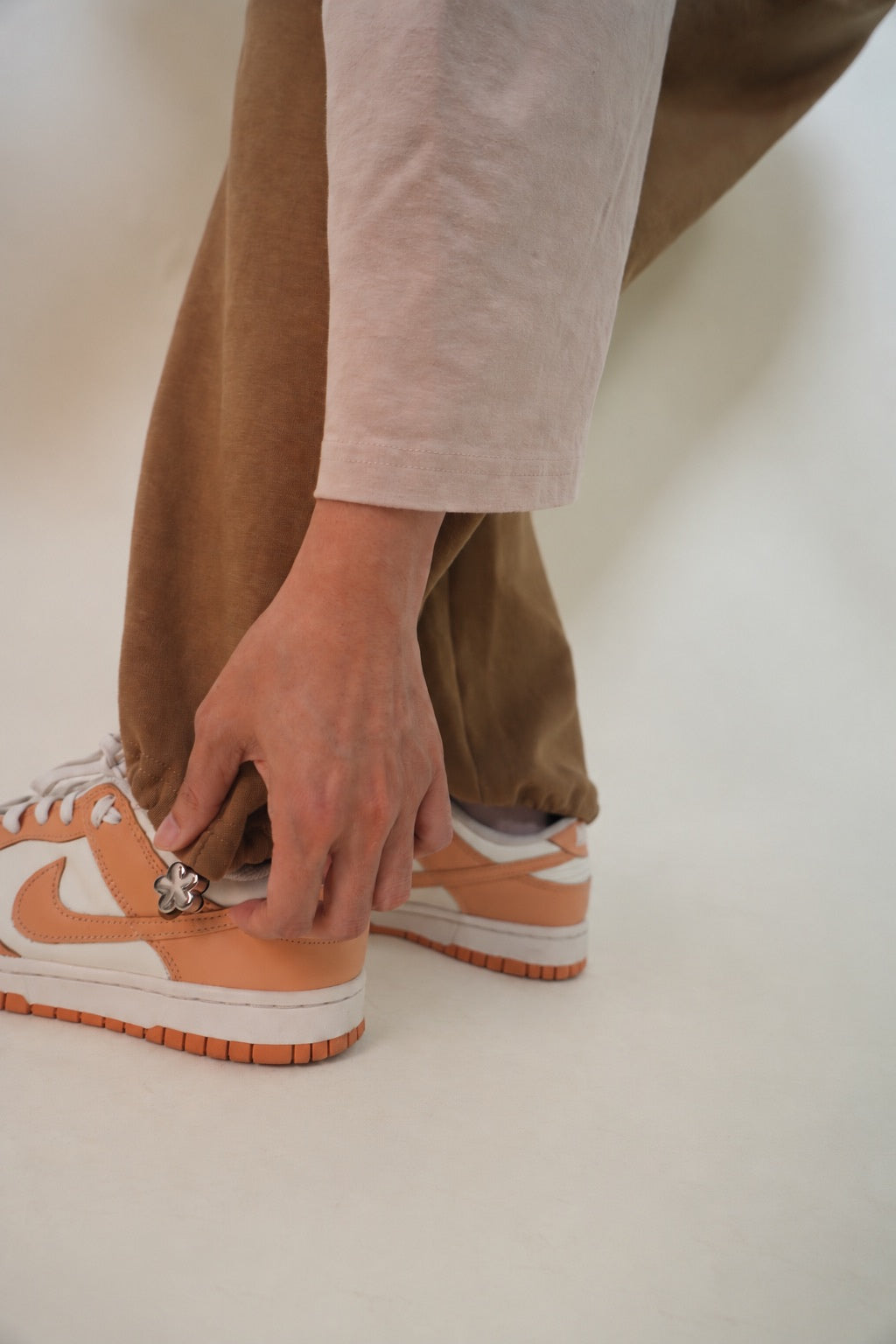 Baggy Pants in Tan Fuji
