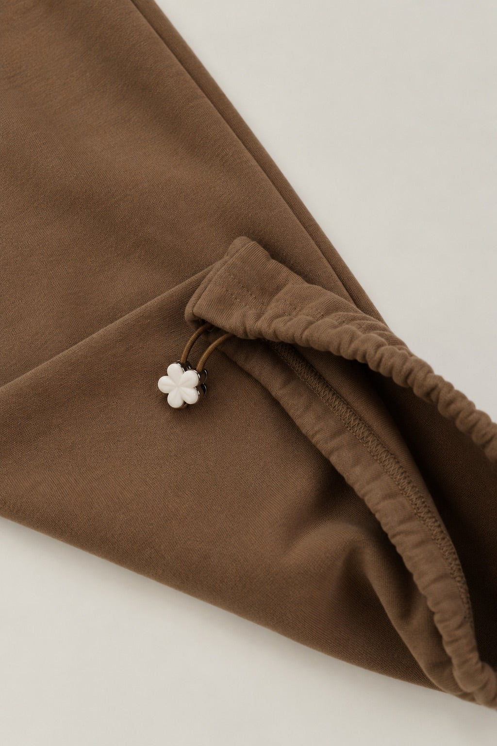 Baggy Pants in Tan Fuji