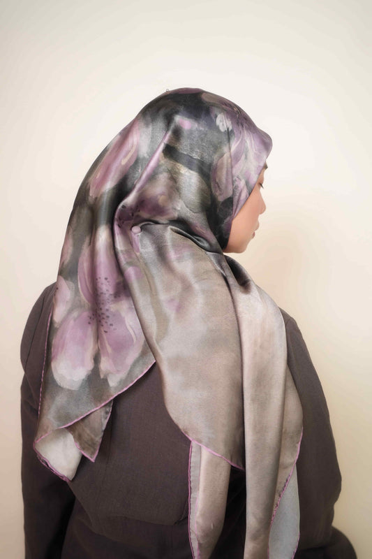 Bouquet de Lilas Pure Silk Square Scarf