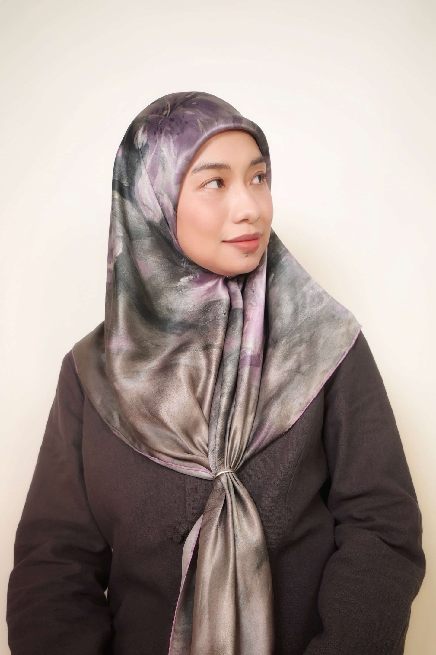 Bouquet de Lilas Pure Silk Square Scarf