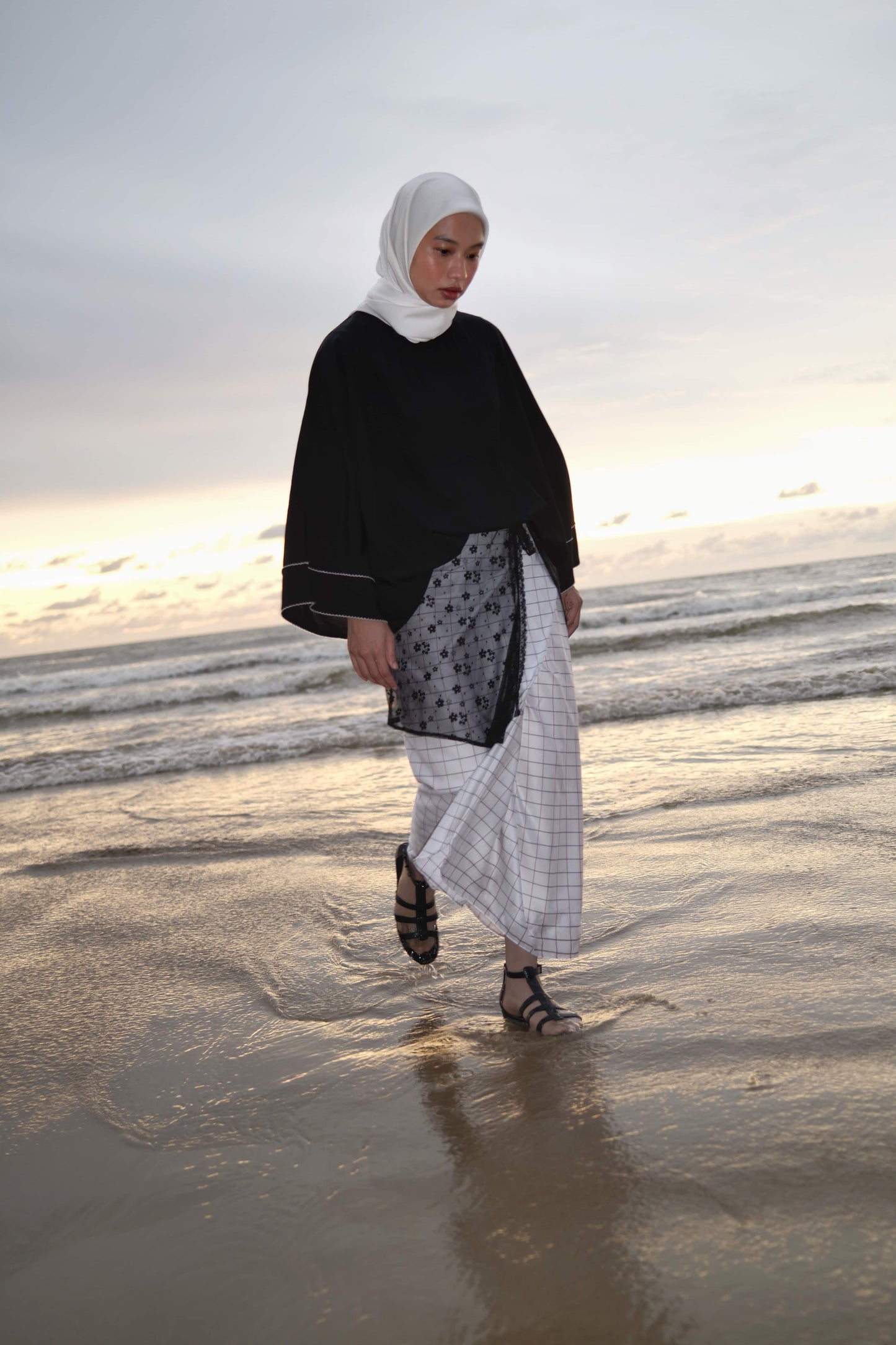Net Lace Pario Skirt
