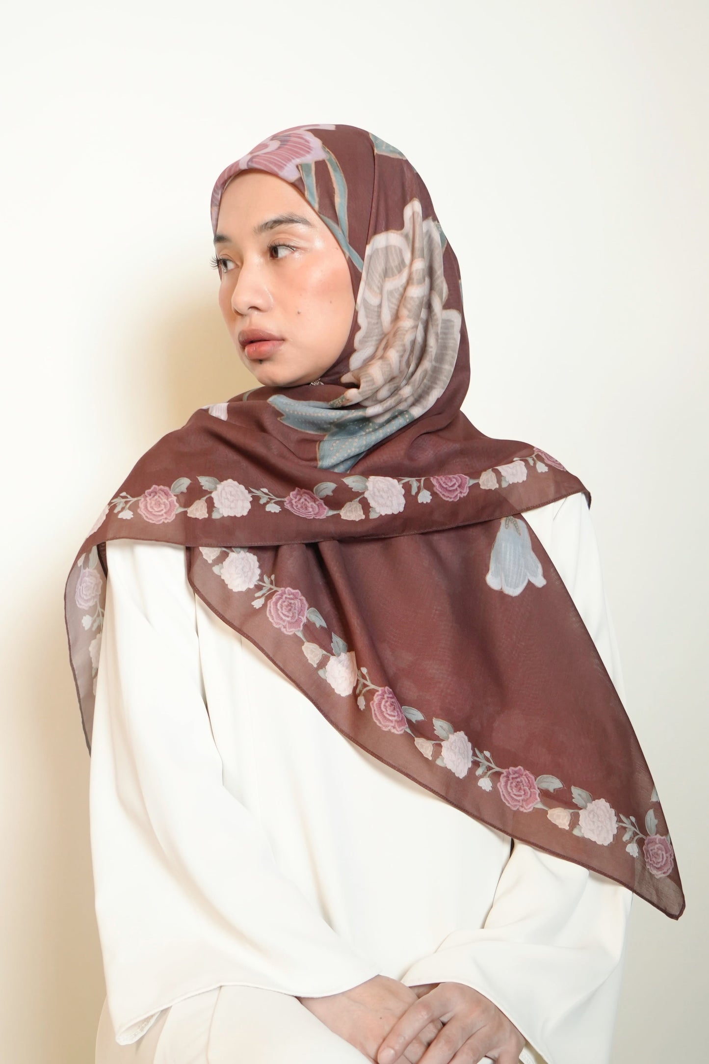 Tembaga Leluhur Square Scarf