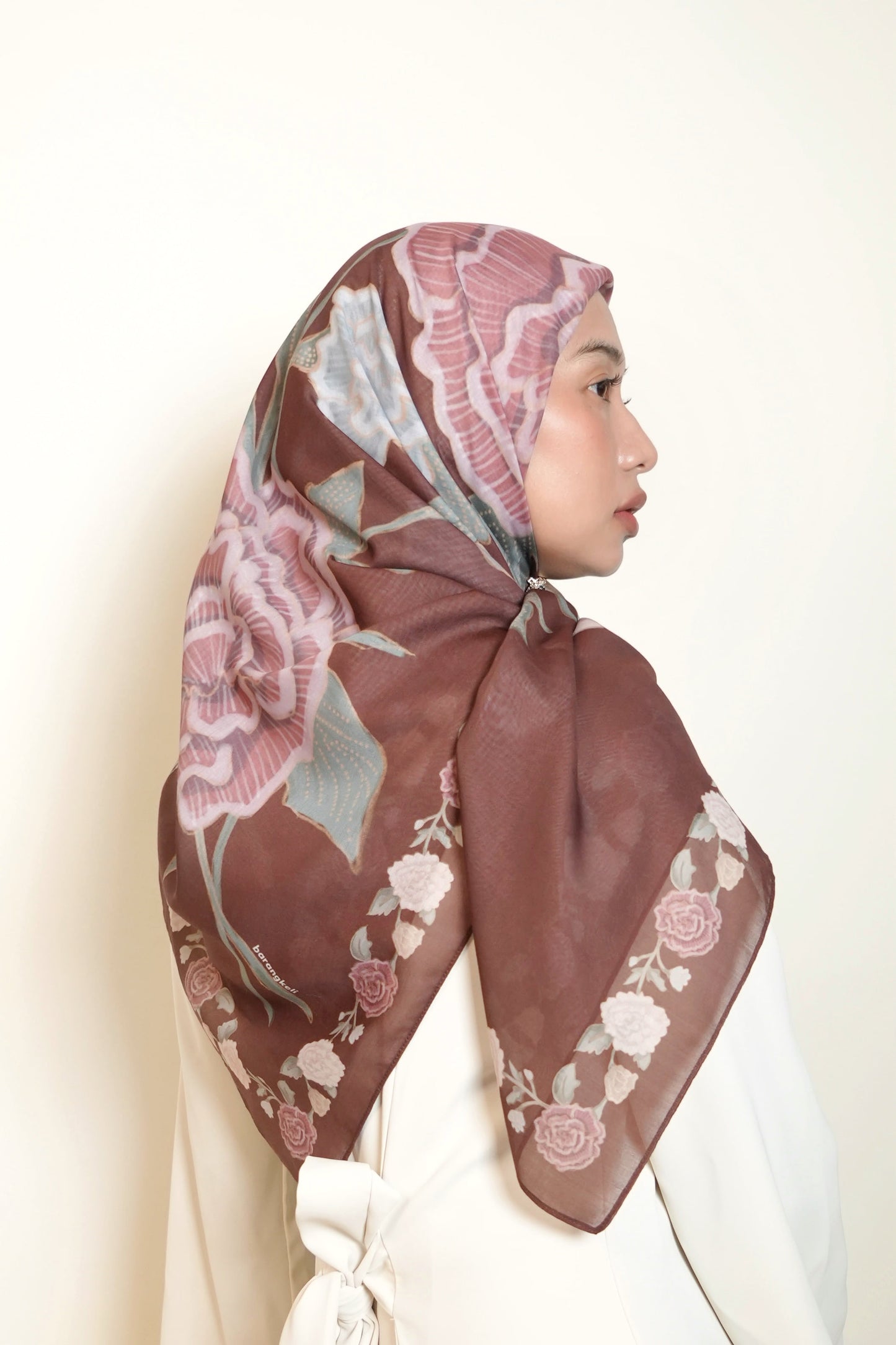 Tembaga Leluhur Square Scarf