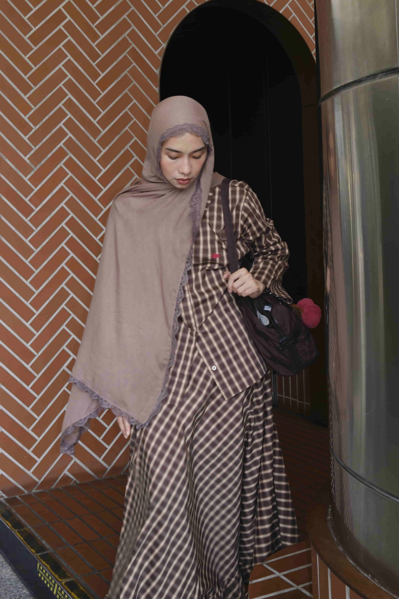 Forma Ribbon Boxy Shirt in Brown Checks