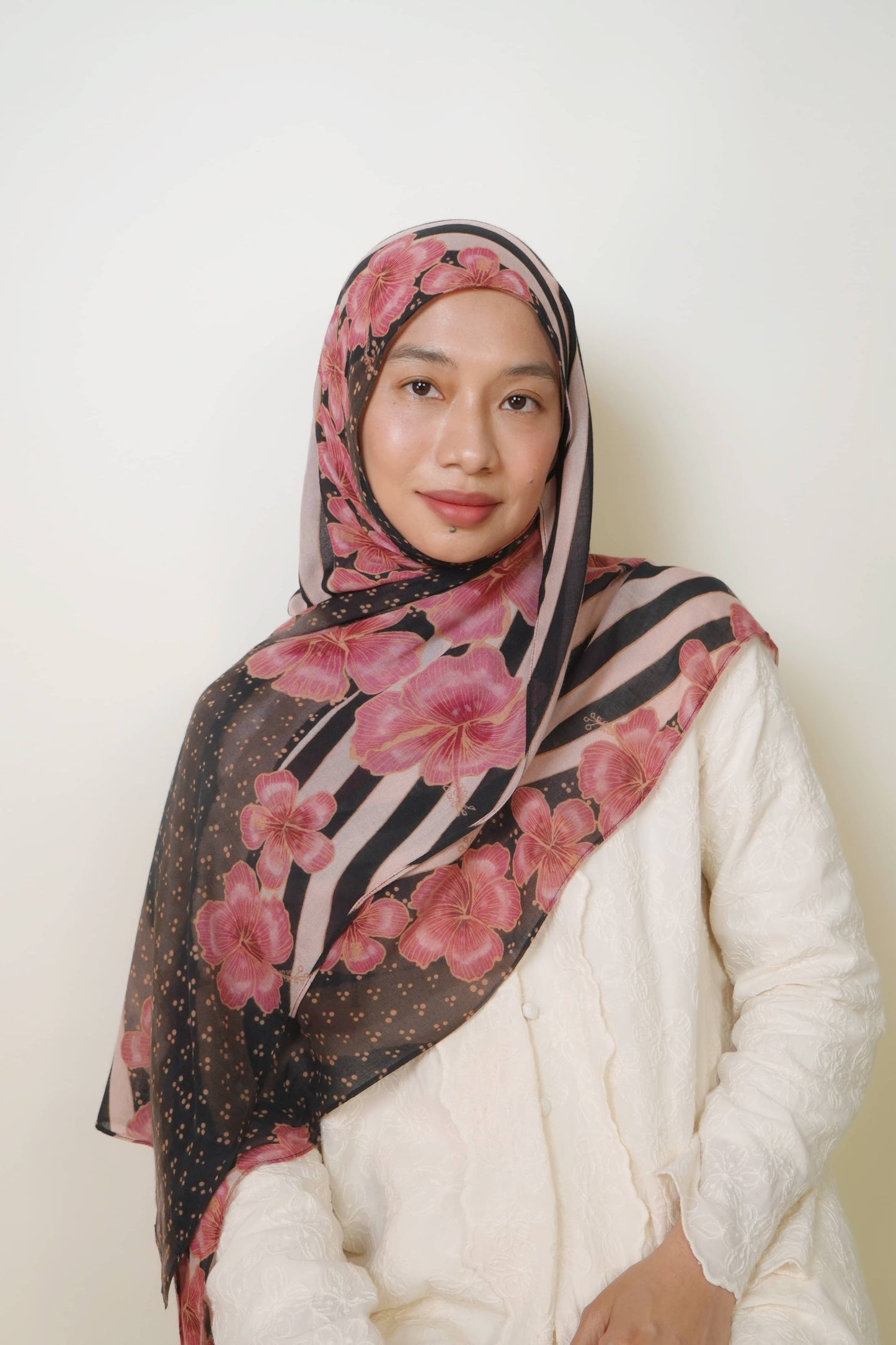 Jalur Bayang Modal Shawl