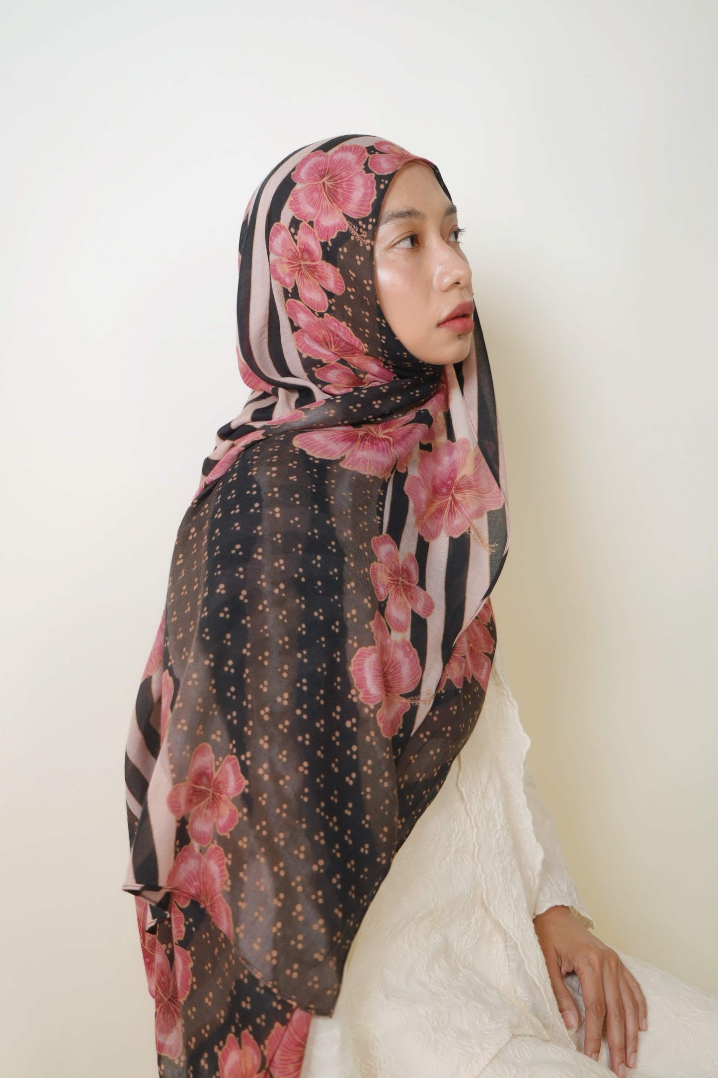 Jalur Bayang Modal Shawl