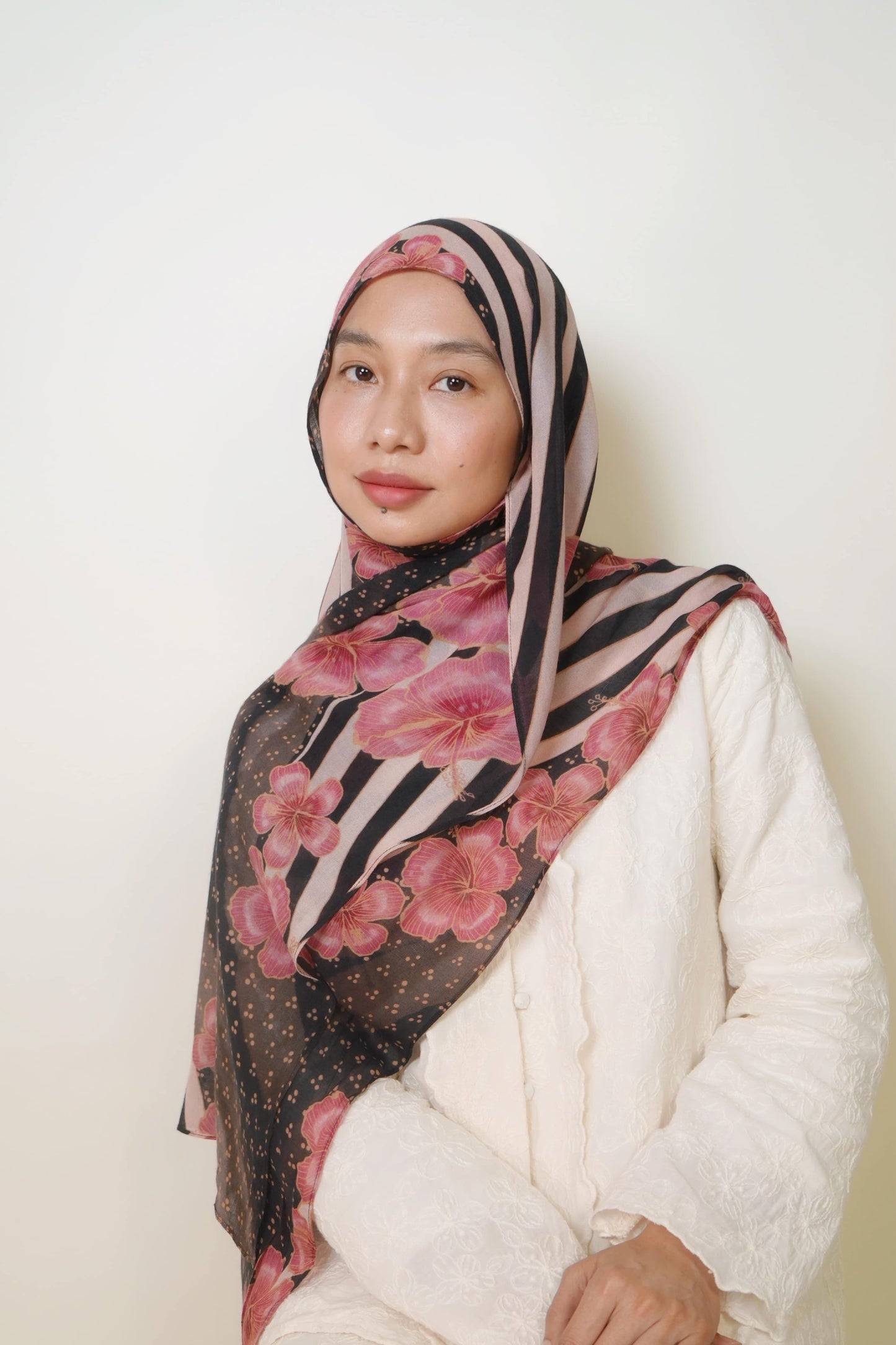 Jalur Bayang Modal Shawl