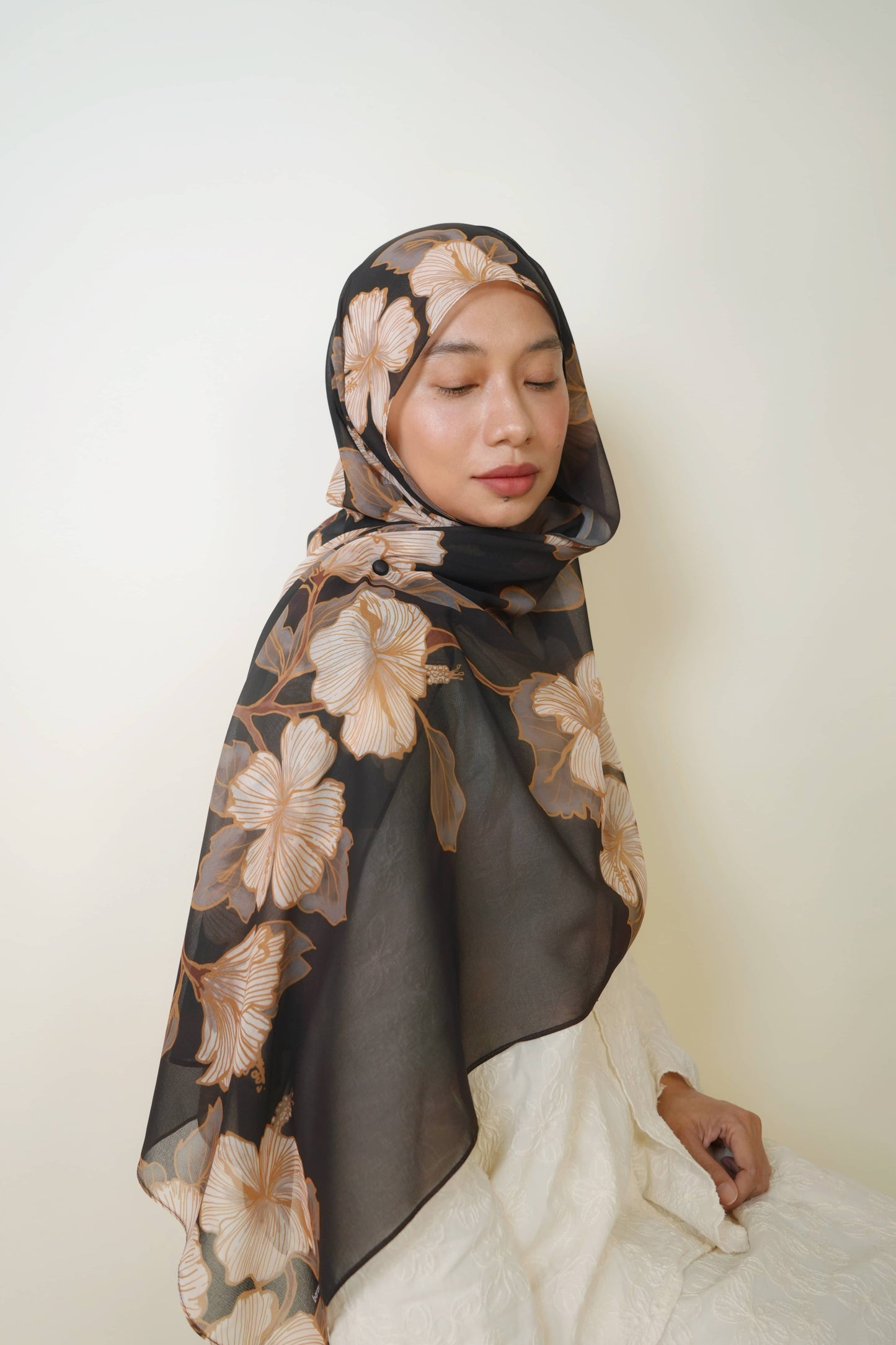 Kembang Bakawali Chiffon Silk Shawl