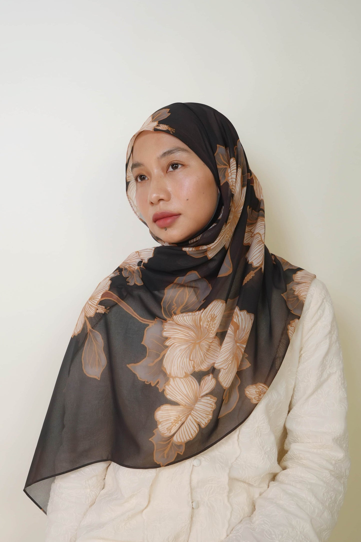Kembang Bakawali Chiffon Silk Shawl