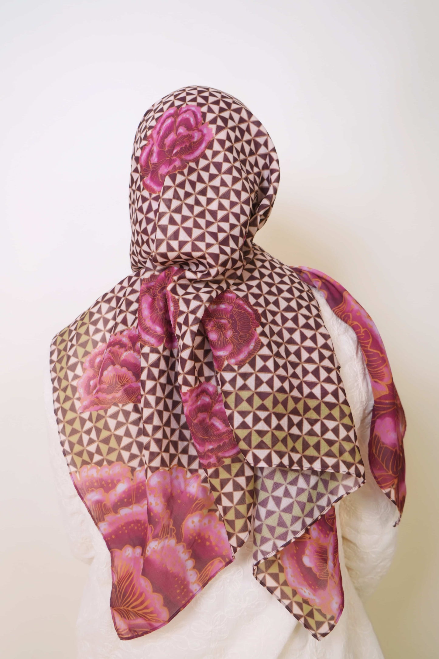 Mosaik Cendana Cotton Square