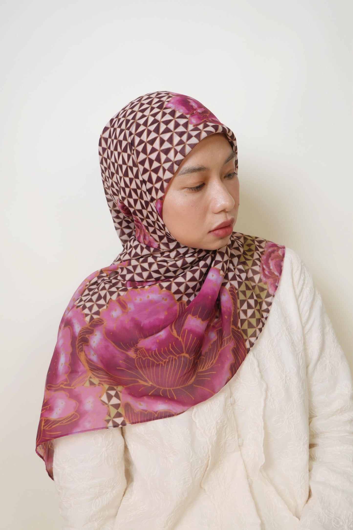 Mosaik Cendana Cotton Square