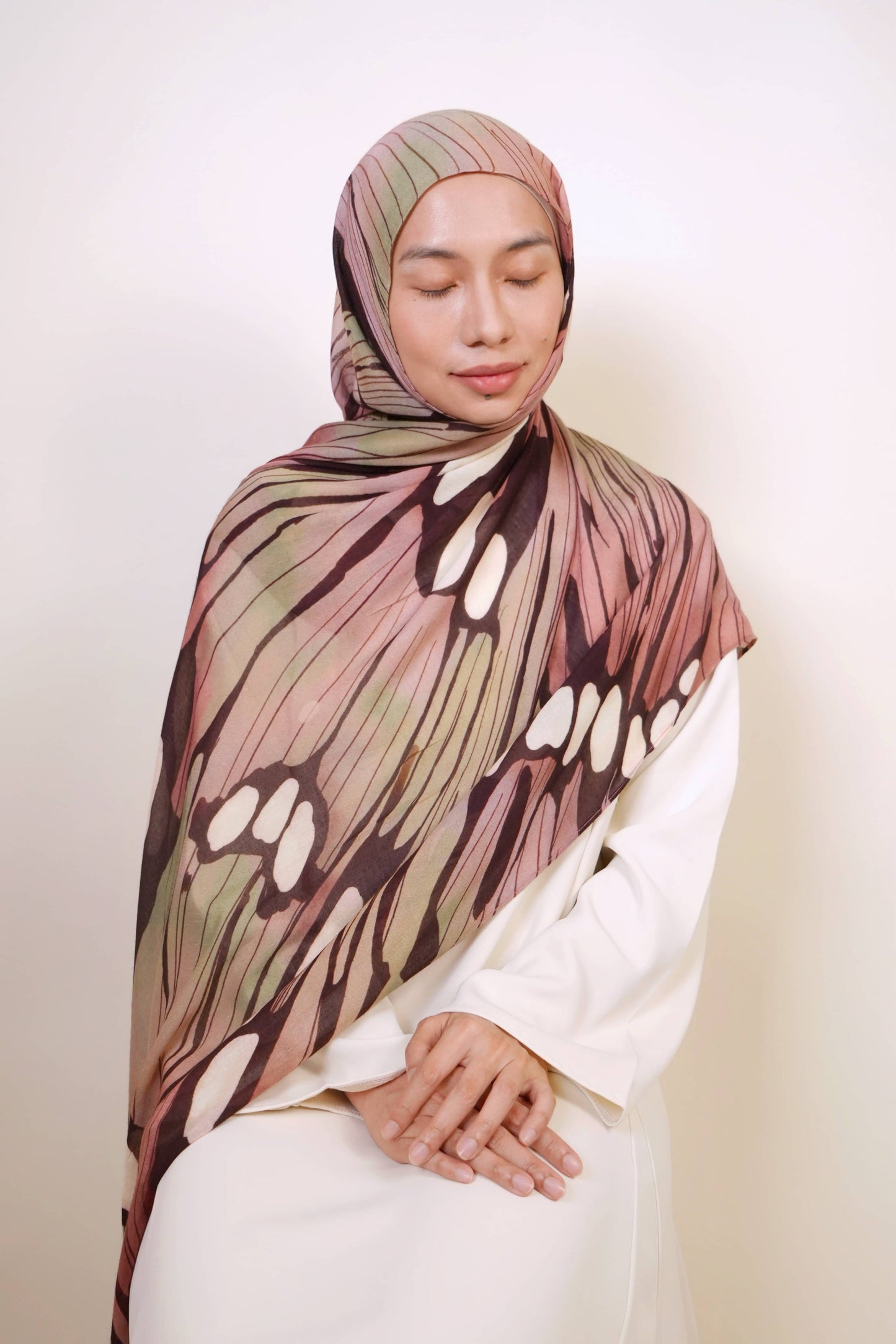 Mermaid Glaze Yara Modal Shawl