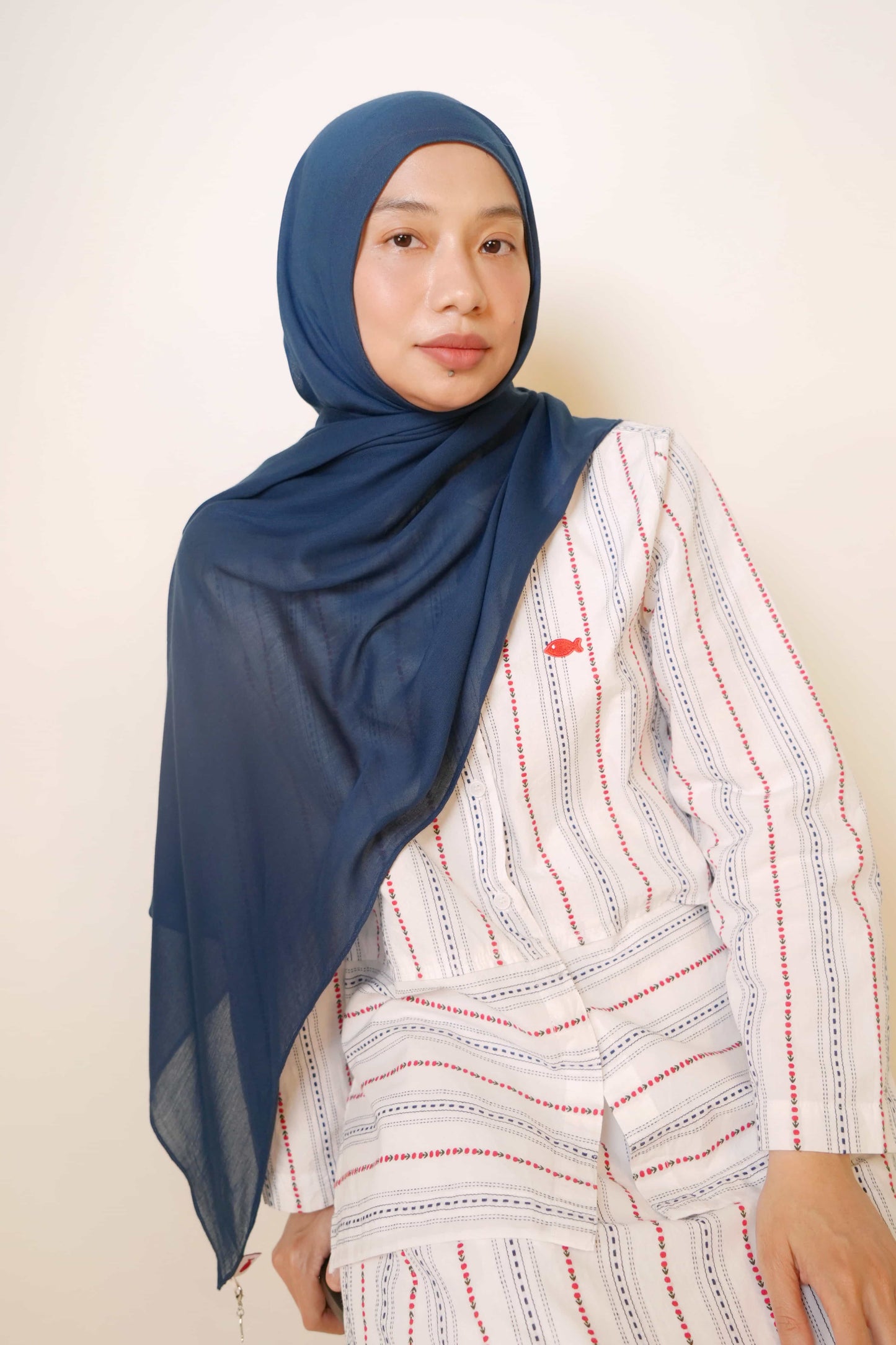 Plain Modal Shawl in Midnight