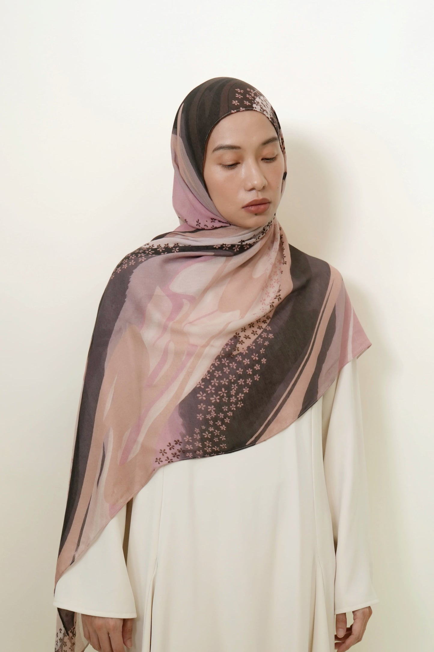 Maruno Neopolitan Modal Shawl