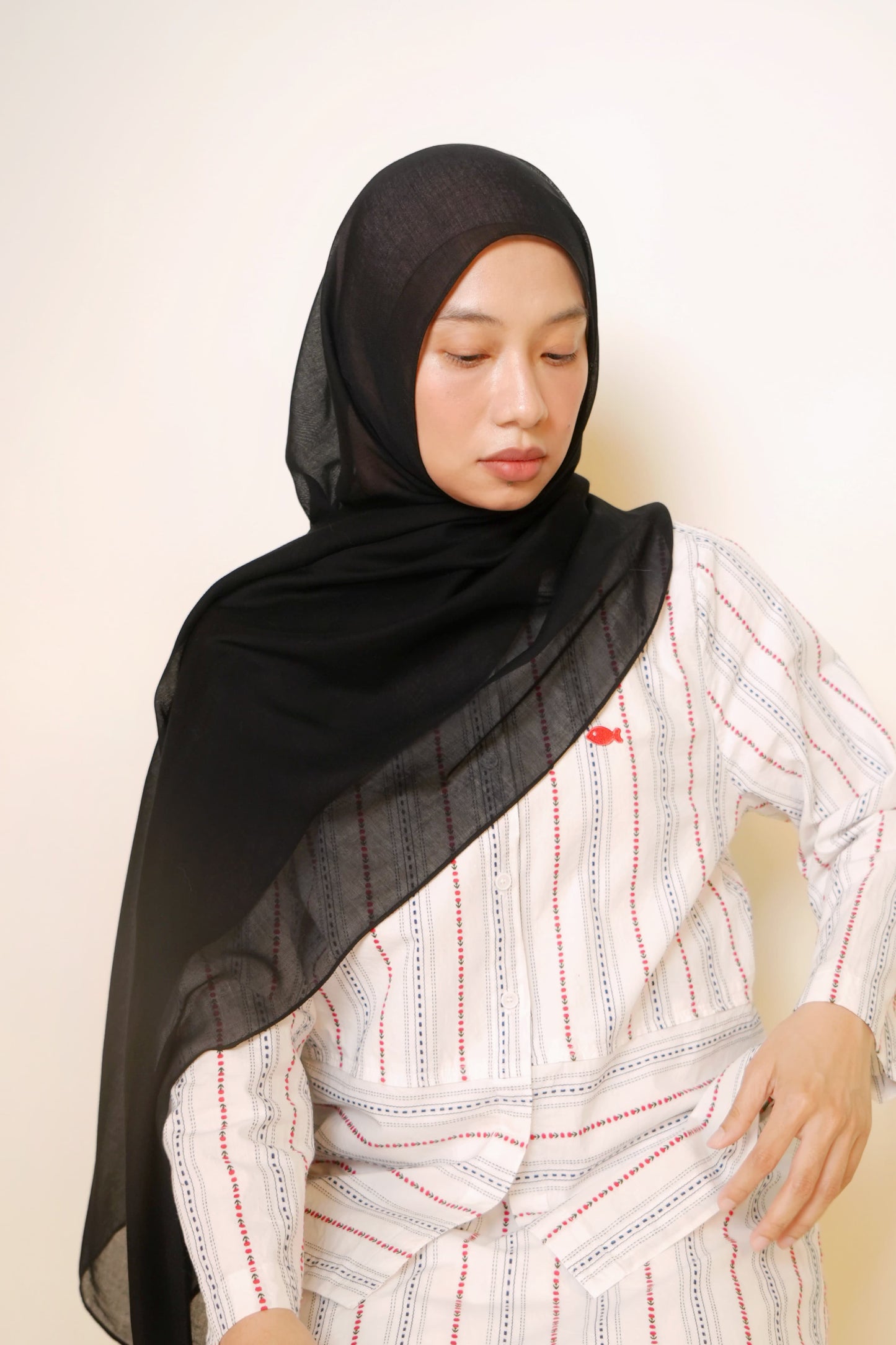 Plain Modal Shawl in Onyx