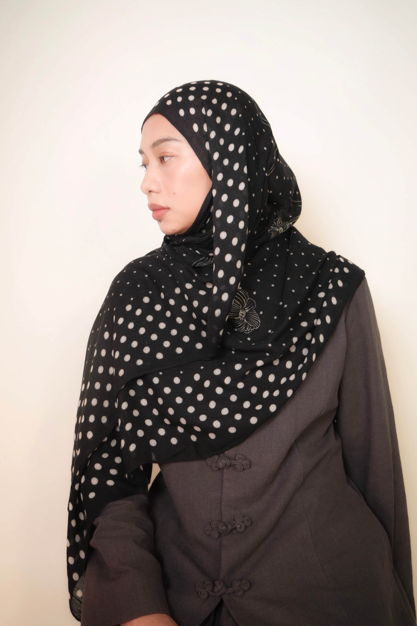 Polka Dot Munge Modal in Black