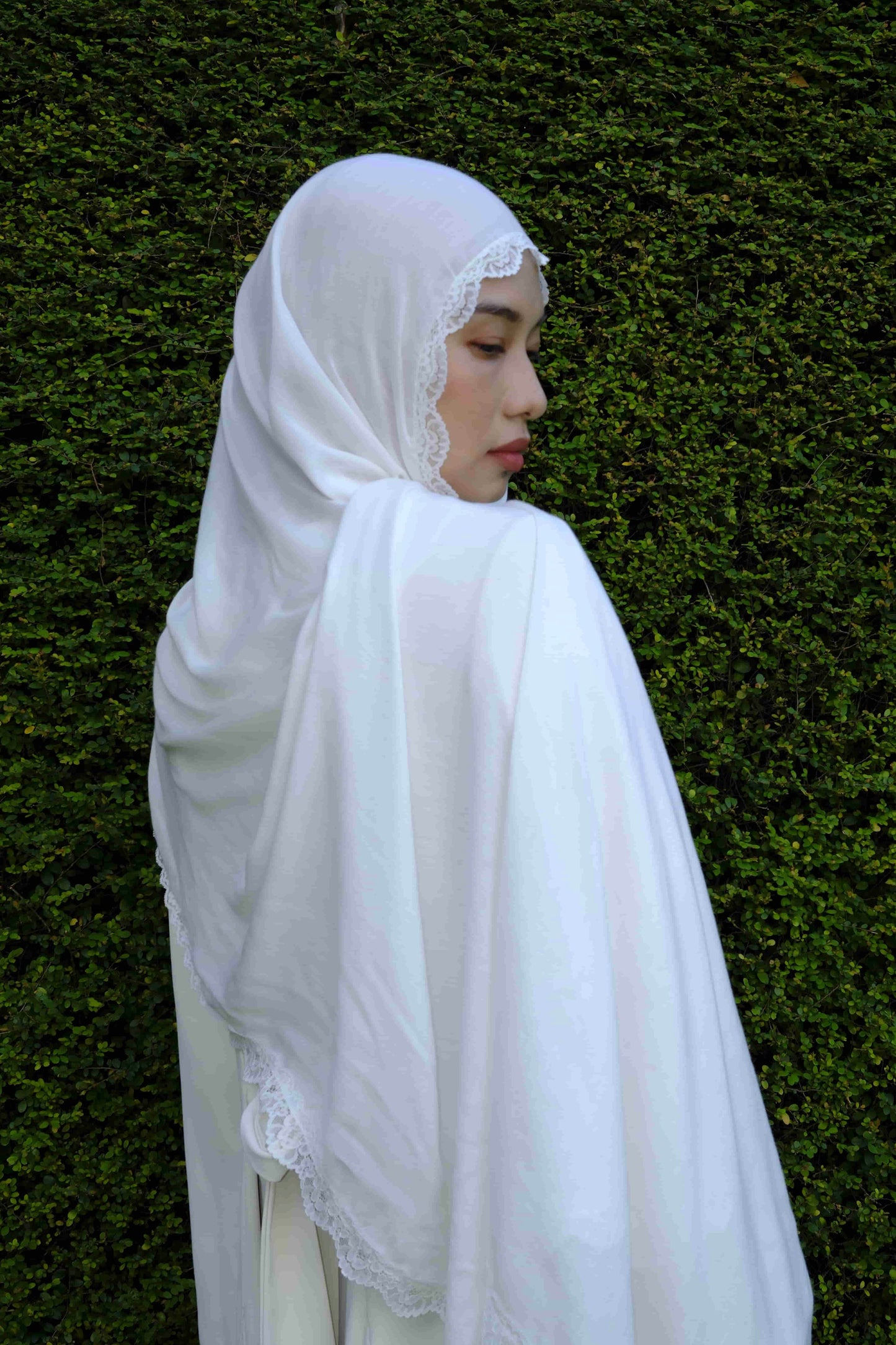 Lace Modal Shawl in Pearl