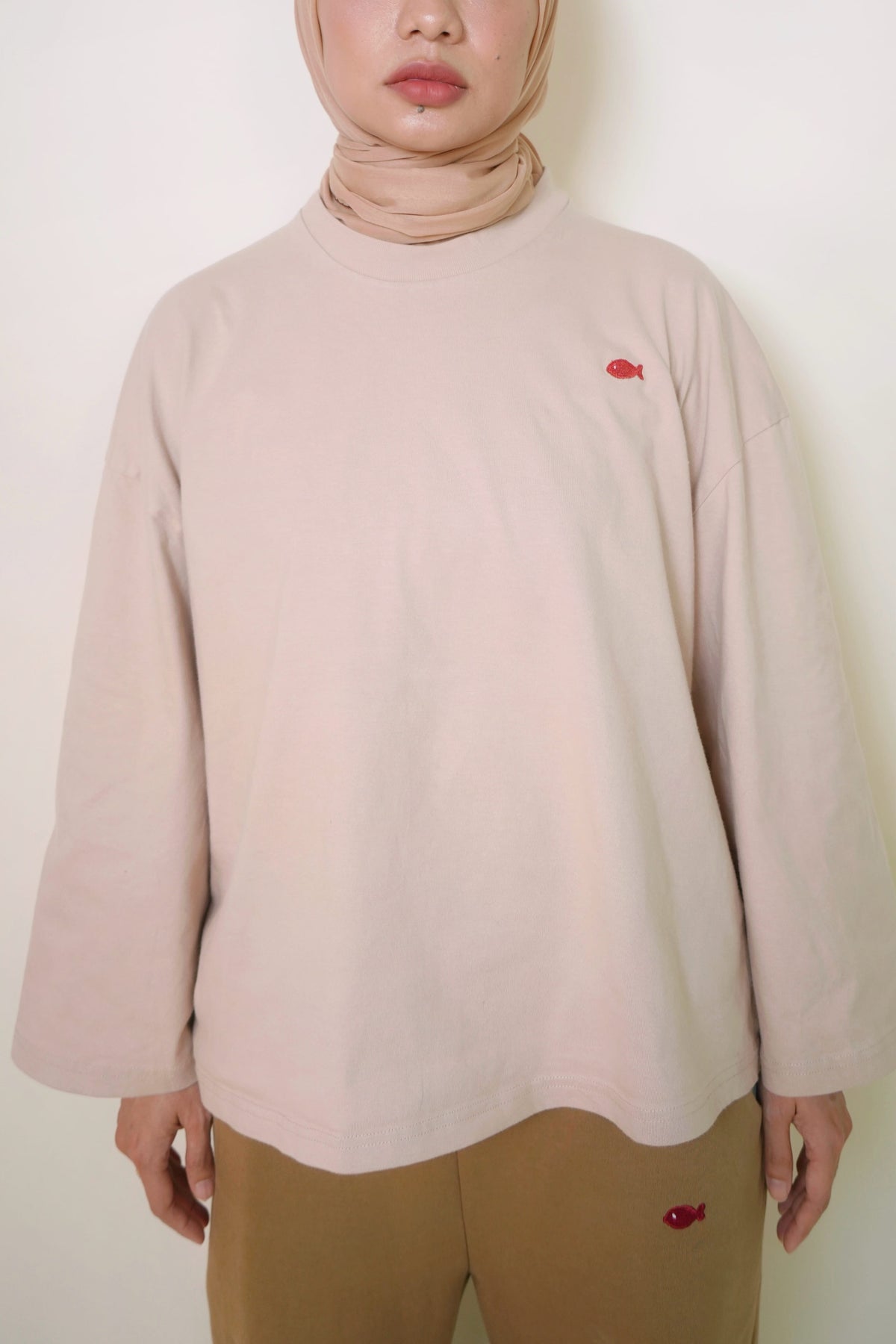 Piknik Cropped Oversized T-shirt in Beige