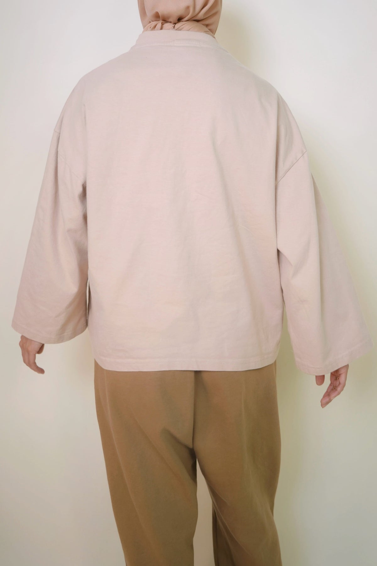 Piknik Cropped Oversized T-shirt in Beige