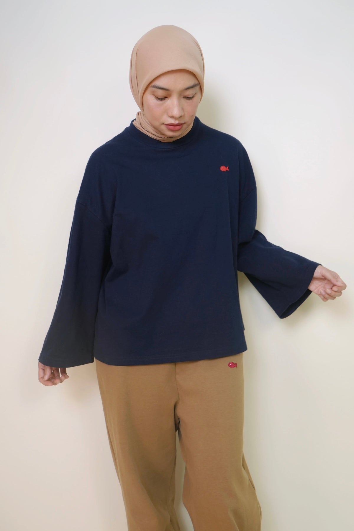 Piknik Cropped Oversized T-shirt in Navy