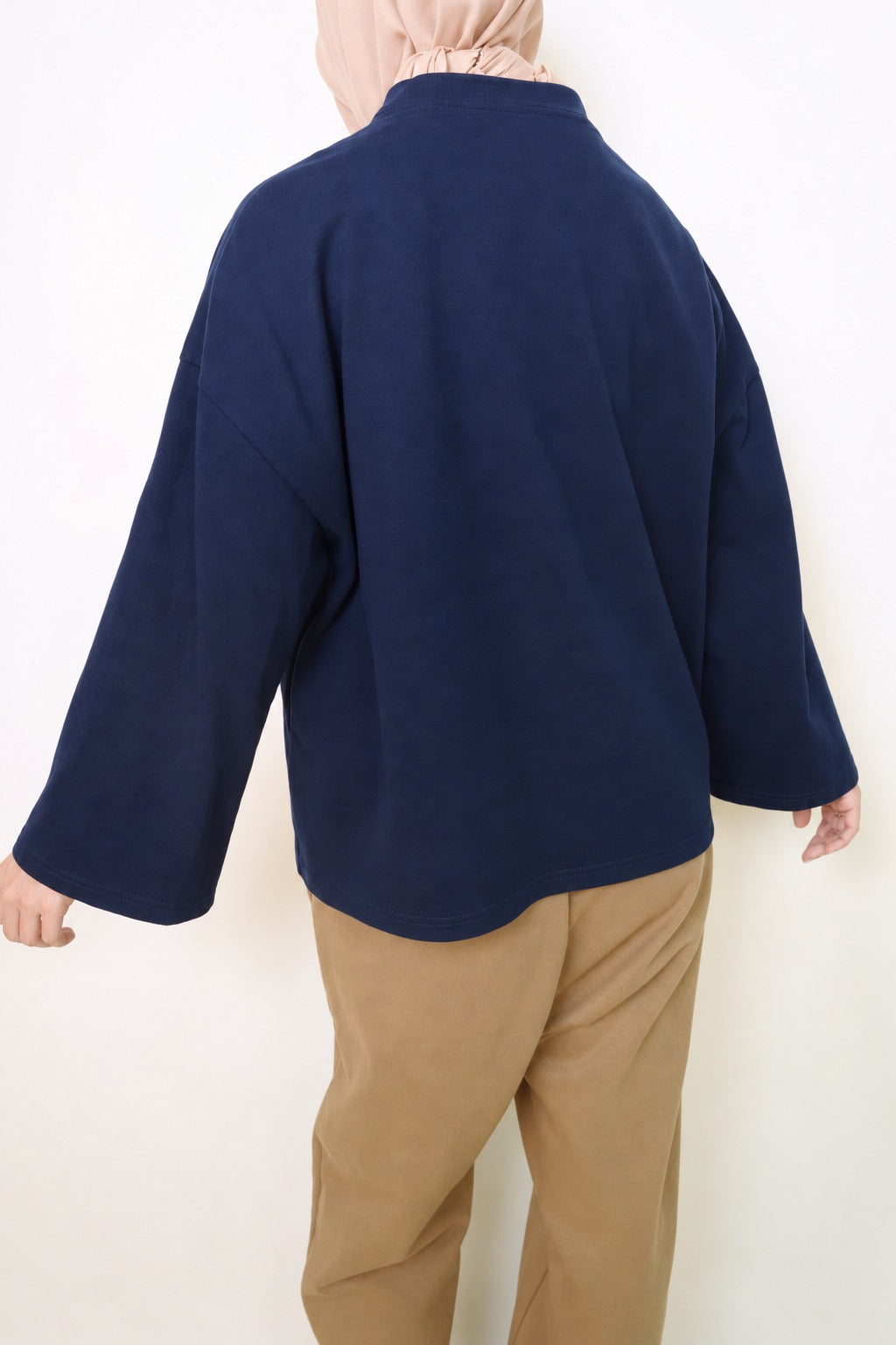 Piknik Cropped Oversized T-shirt in Navy