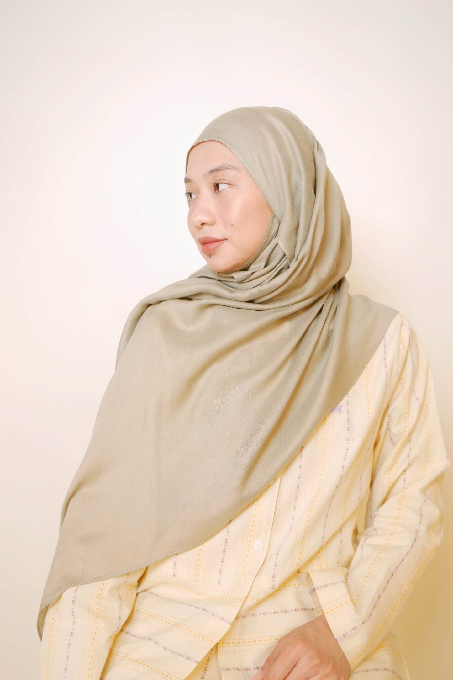 Plain Modal Shawl in Pistachio