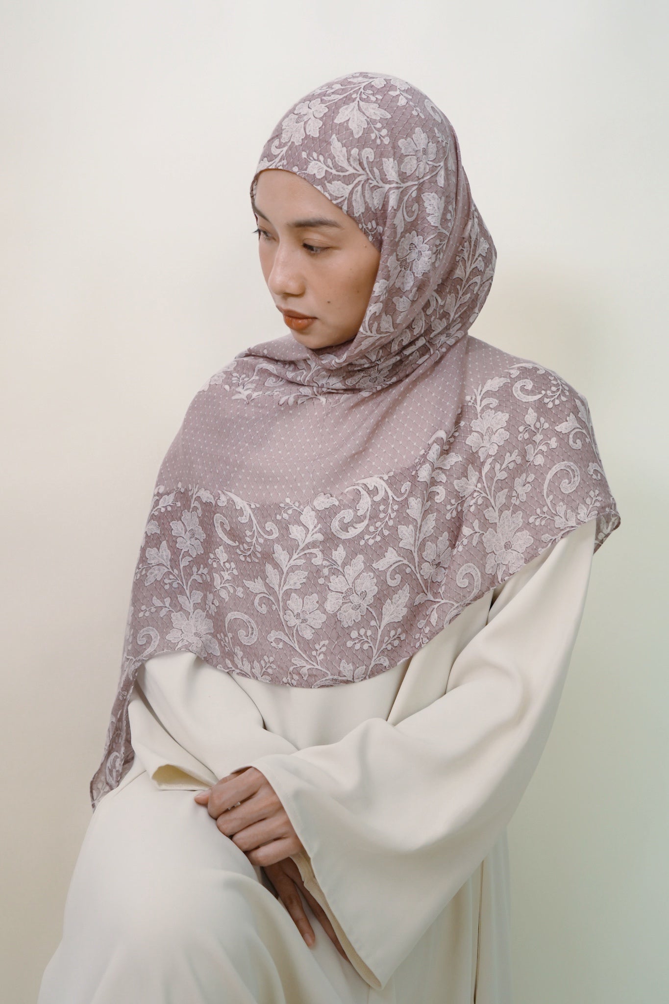 Queen of Lace Modal in Dusty Pink Purple