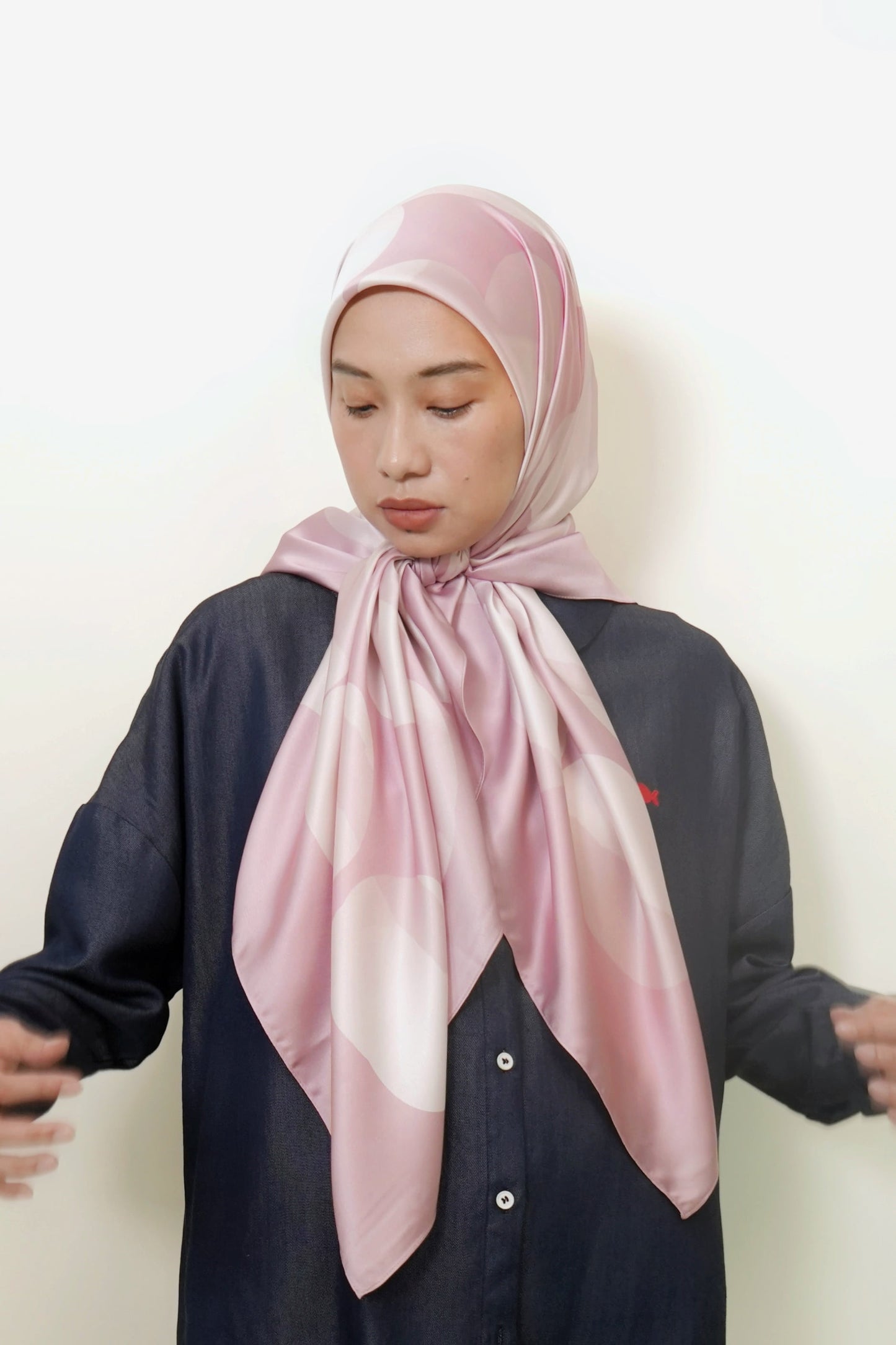 Maruno Sakura Satin Square