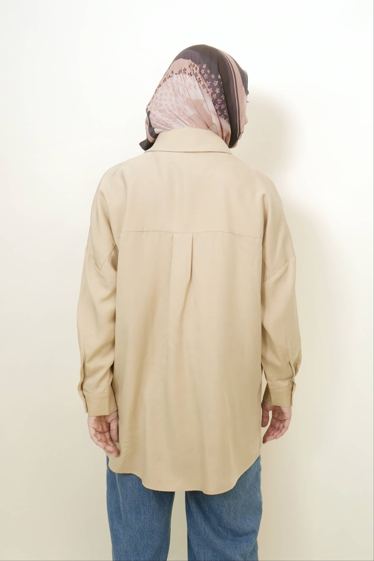 Maruno Oversized Shirt in Sand