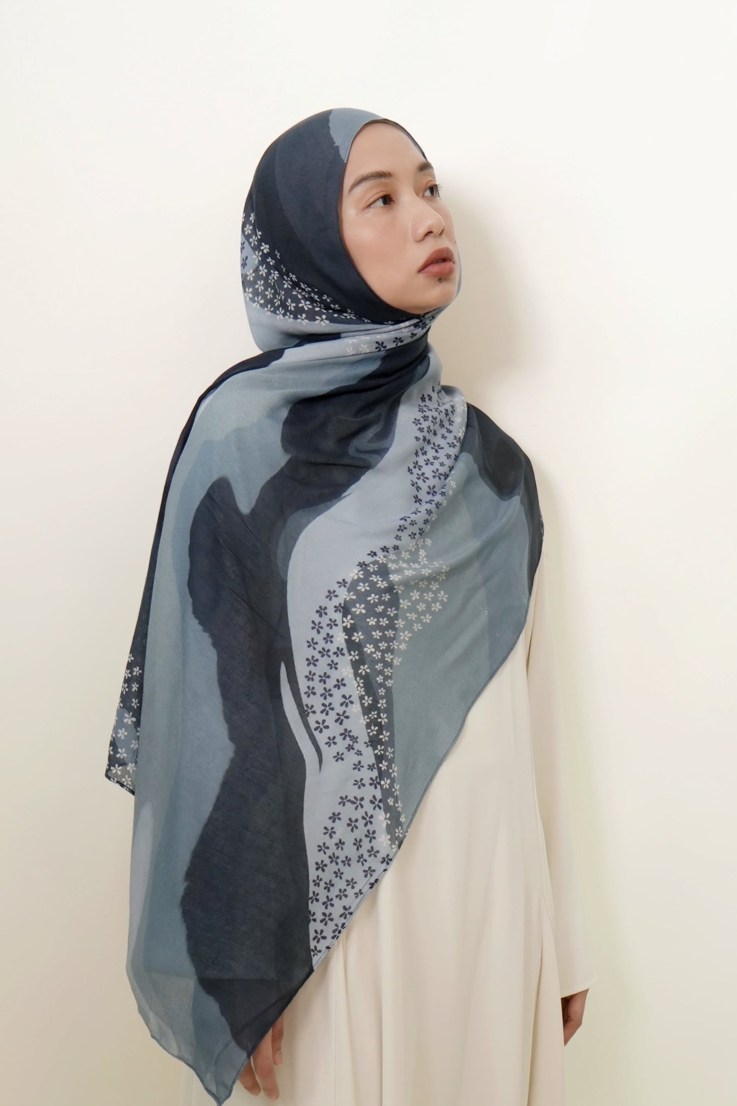 Maruno Sashiko Modal Shawl