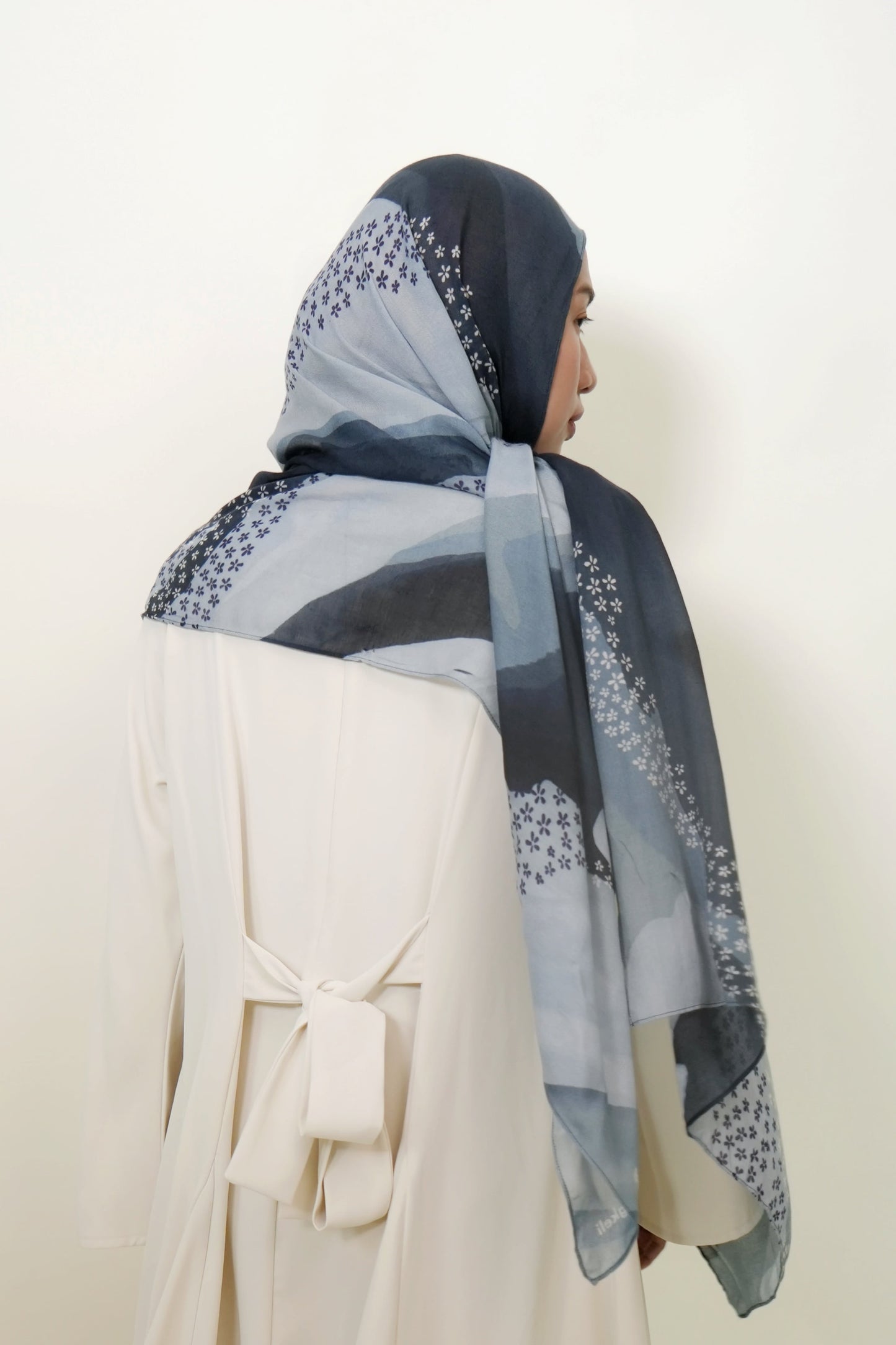 Maruno Sashiko Modal Shawl
