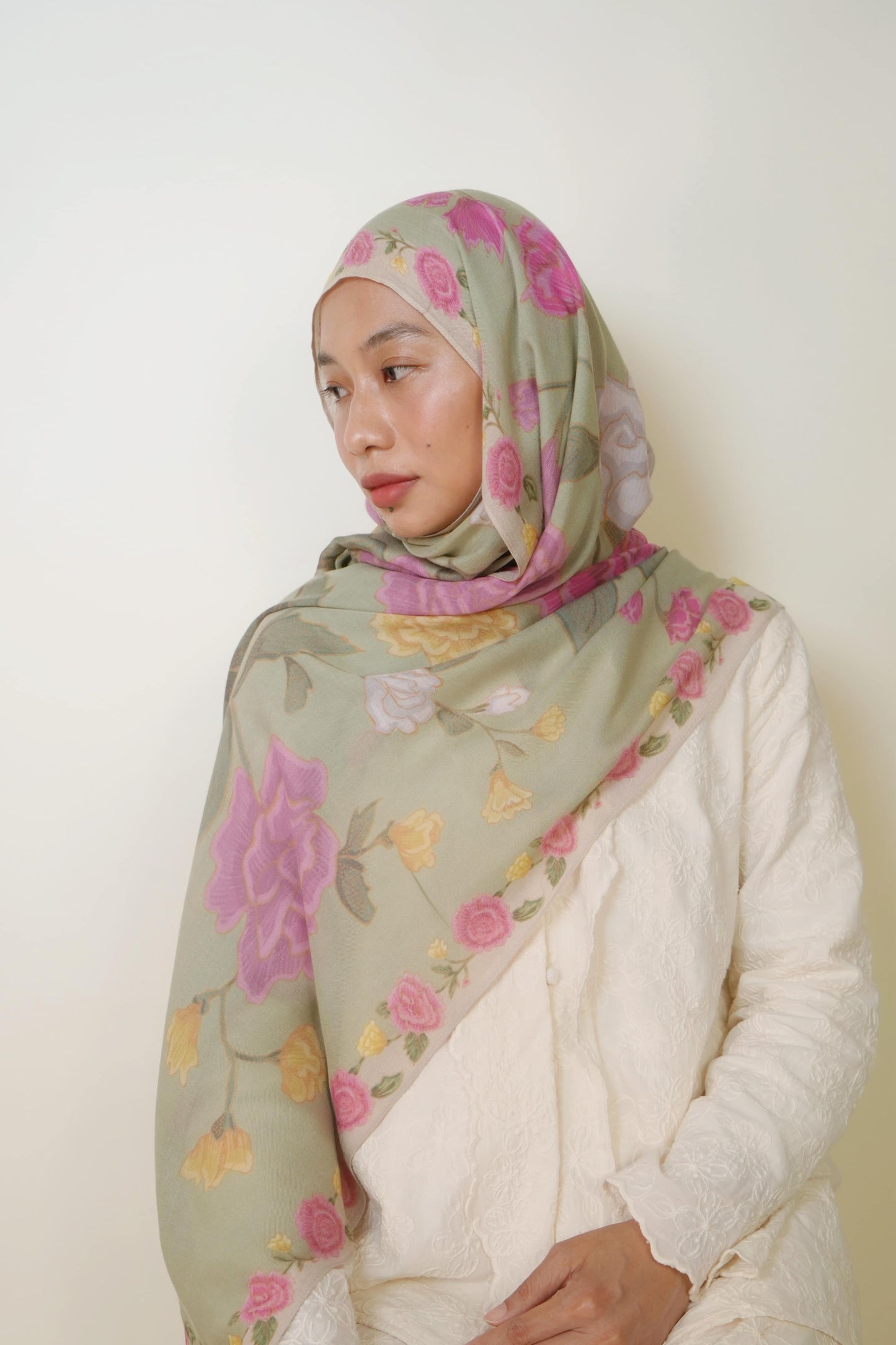 Seri Muka Modal Shawl