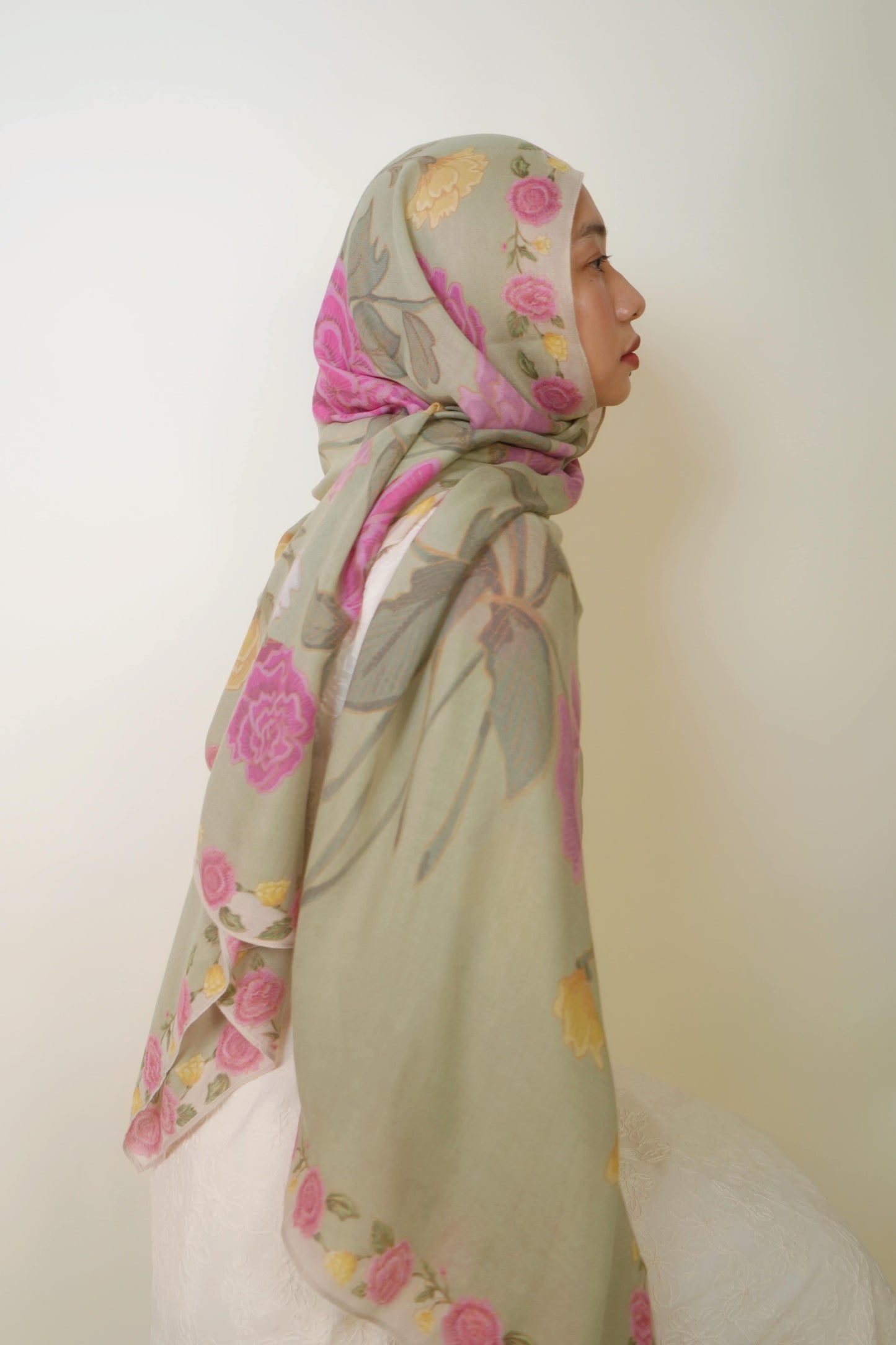 Seri Muka Modal Shawl