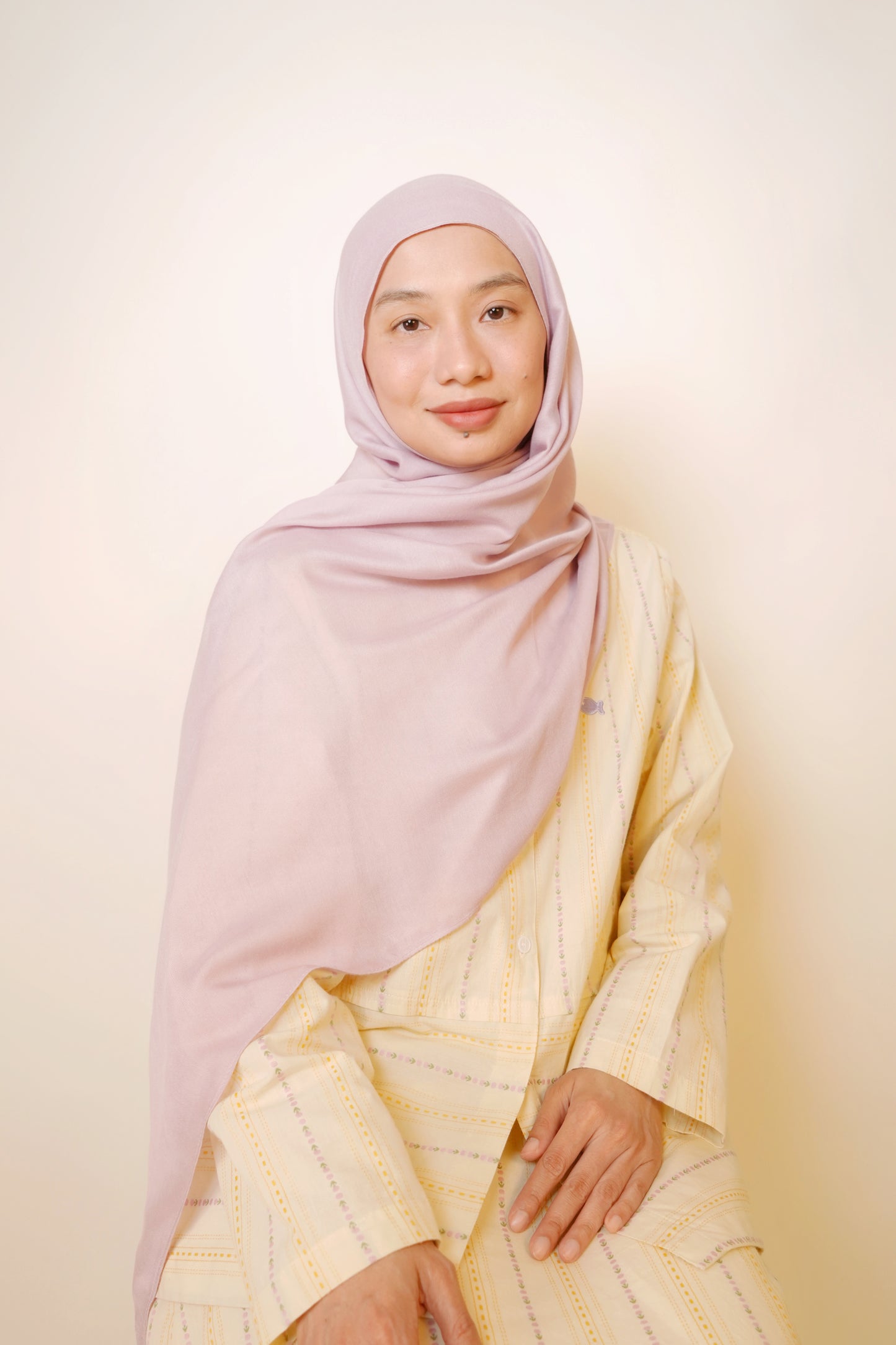 Plain Modal Shawl in Taro